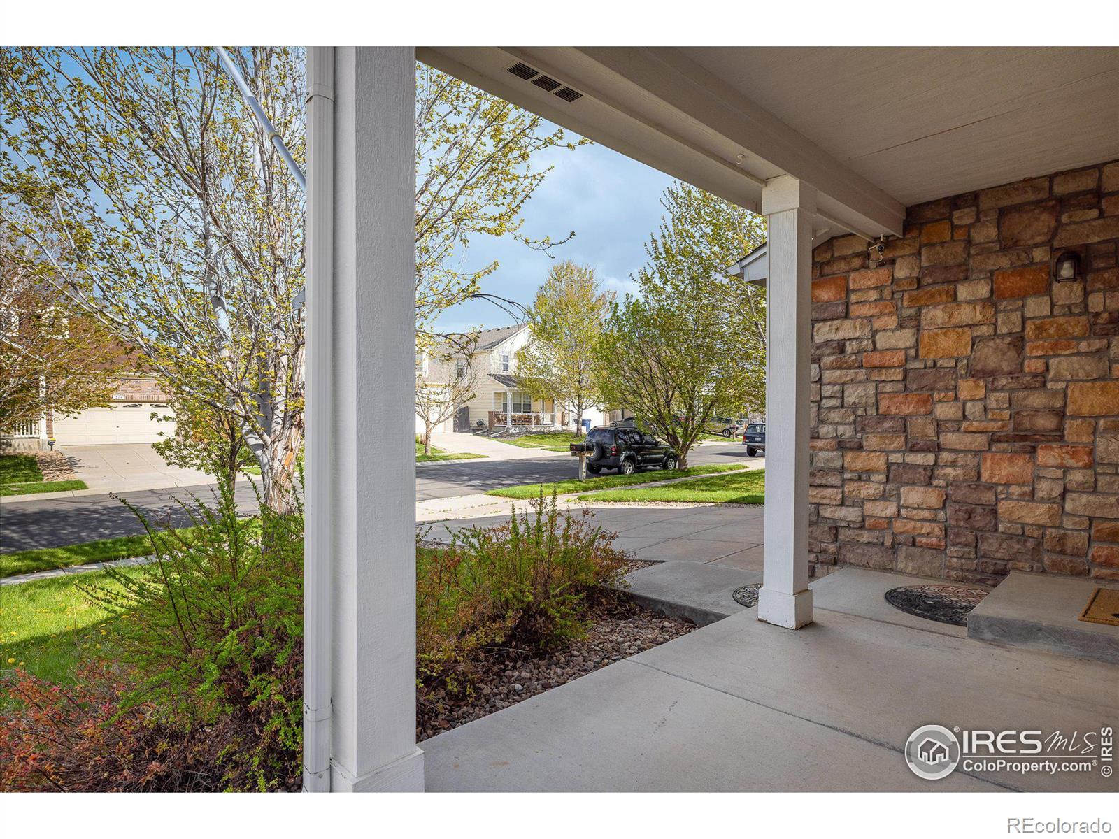 CMA Image for 447  oxbow drive,Brighton, Colorado