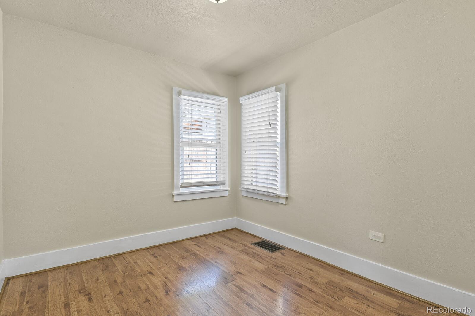 MLS Image #11 for 231 s decatur street,denver, Colorado