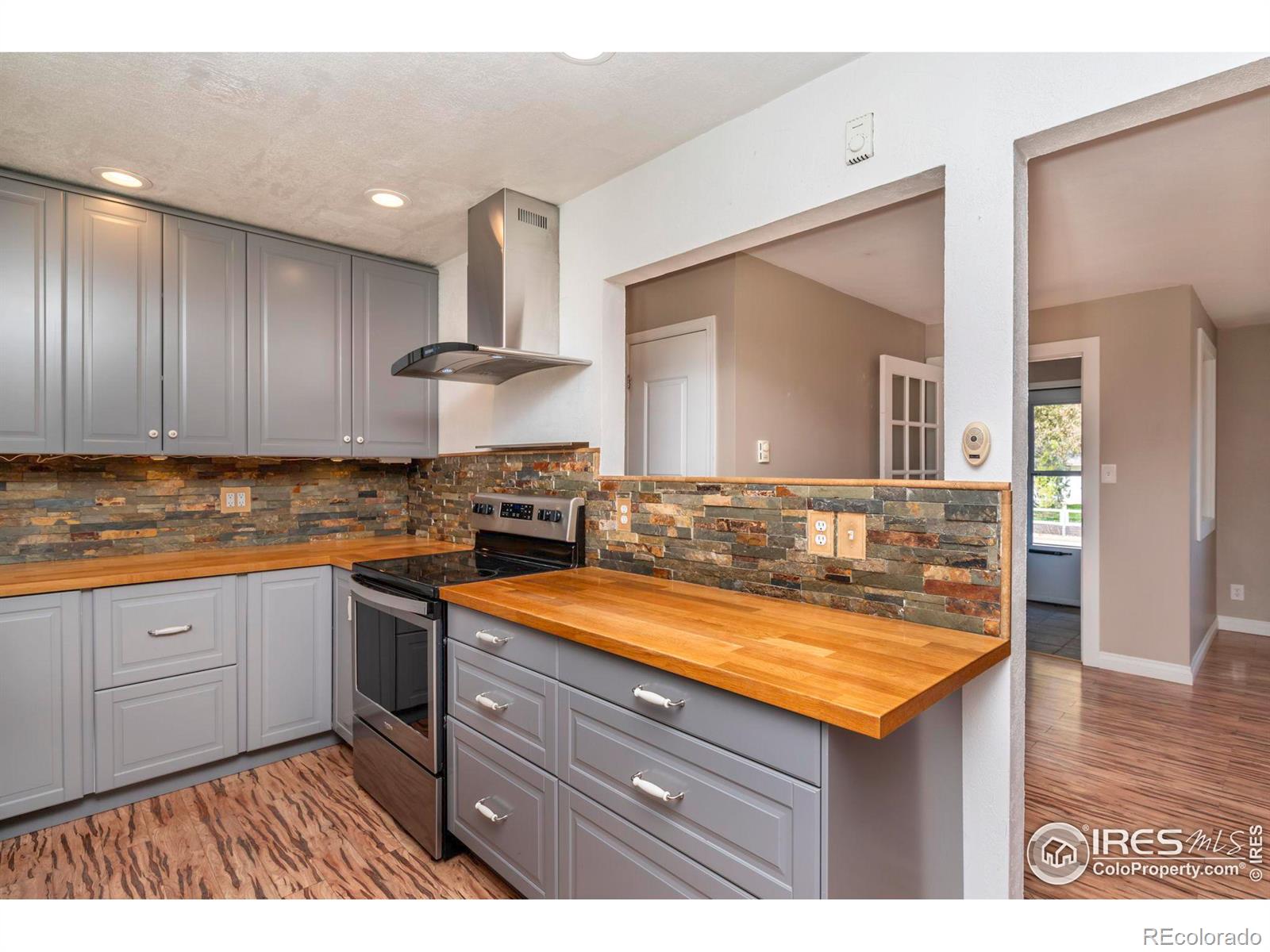 MLS Image #10 for 9256  galway road,boulder, Colorado