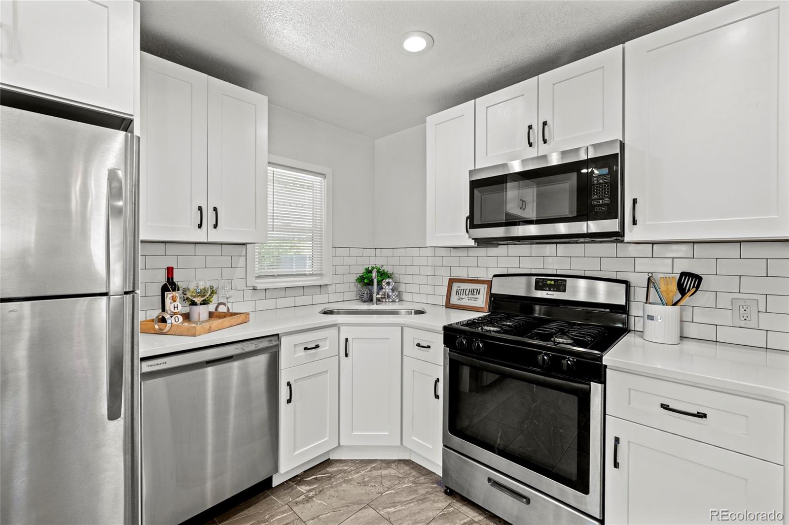 CMA Image for 2388  hanover street,Aurora, Colorado