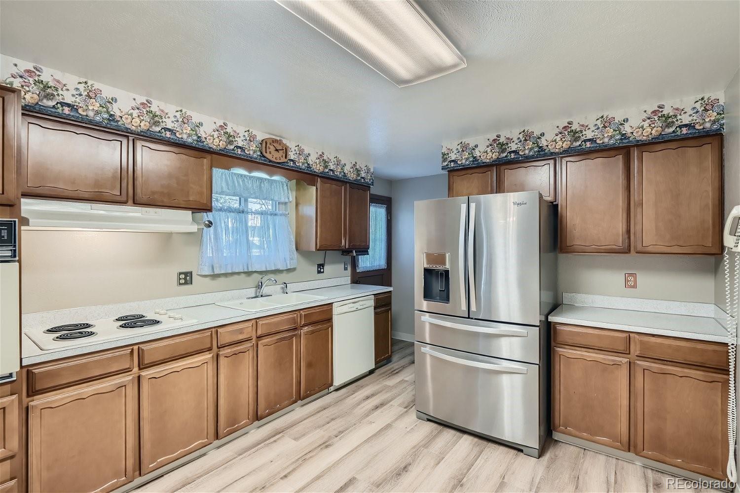 MLS Image #7 for 441 s uvalda circle,aurora, Colorado