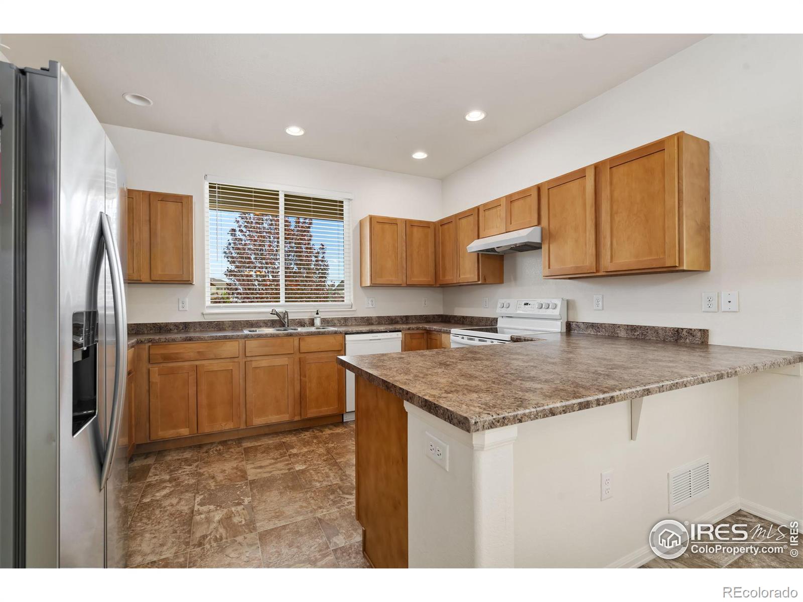 MLS Image #11 for 1480  first light drive,windsor, Colorado