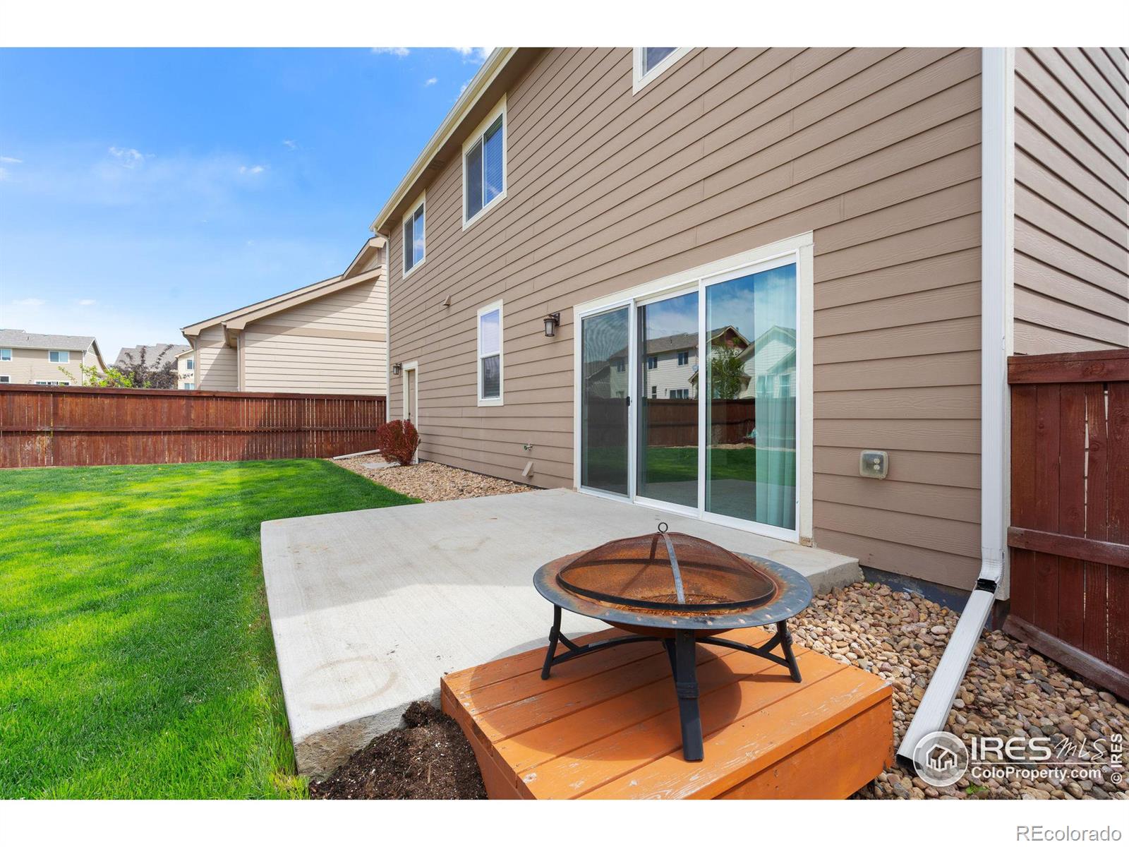 MLS Image #36 for 1480  first light drive,windsor, Colorado