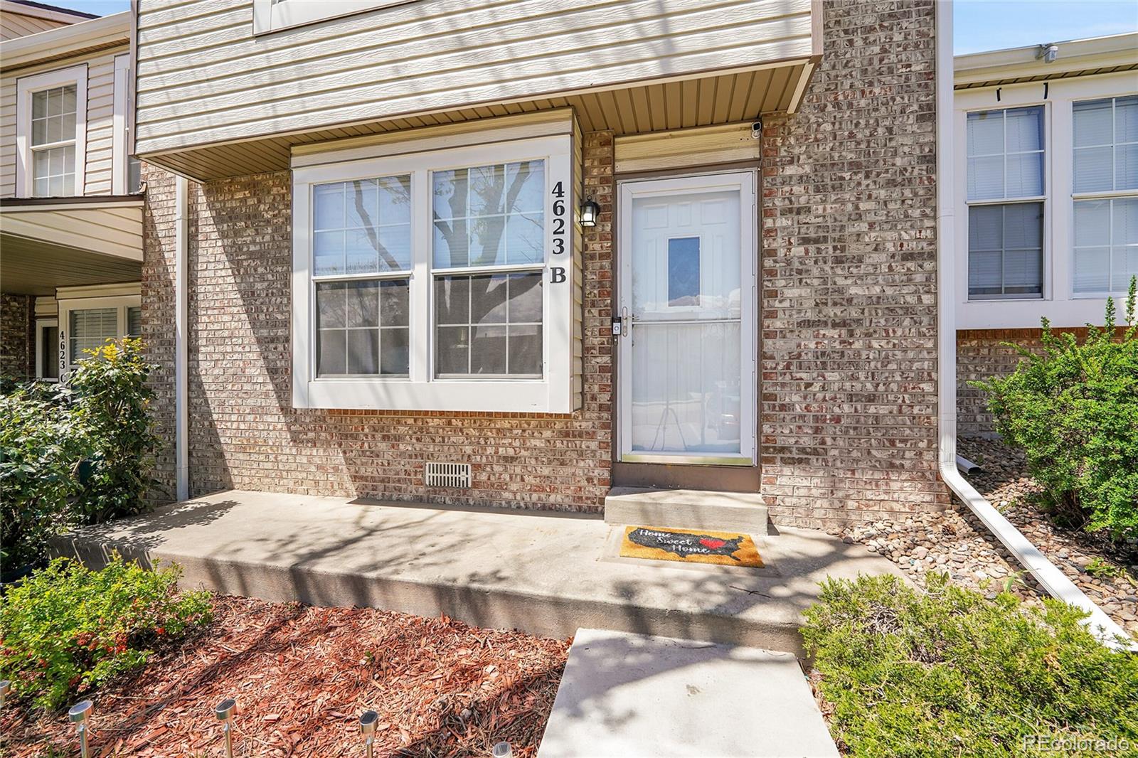 MLS Image #2 for 4623 s crystal way,aurora, Colorado