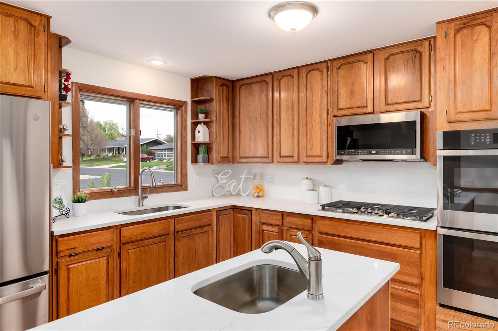 MLS Image #12 for 3055 s milwaukee circle,denver, Colorado