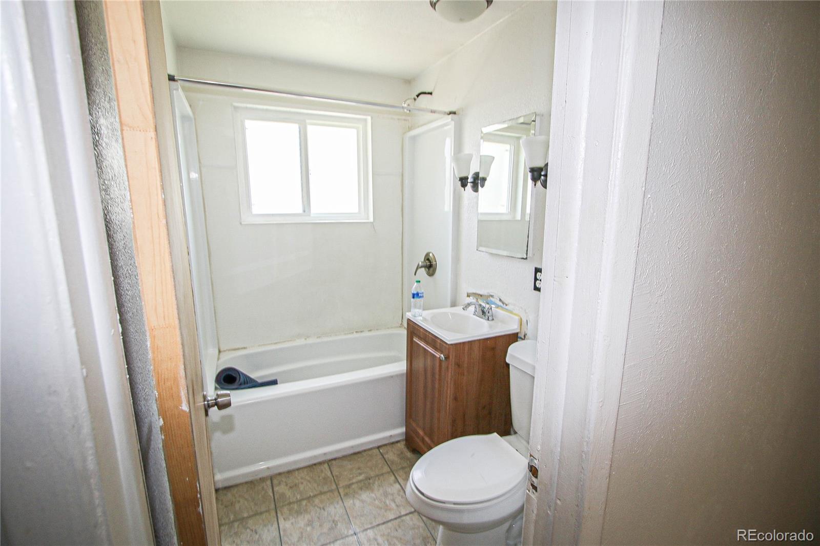 MLS Image #5 for 108 w 81st place,denver, Colorado