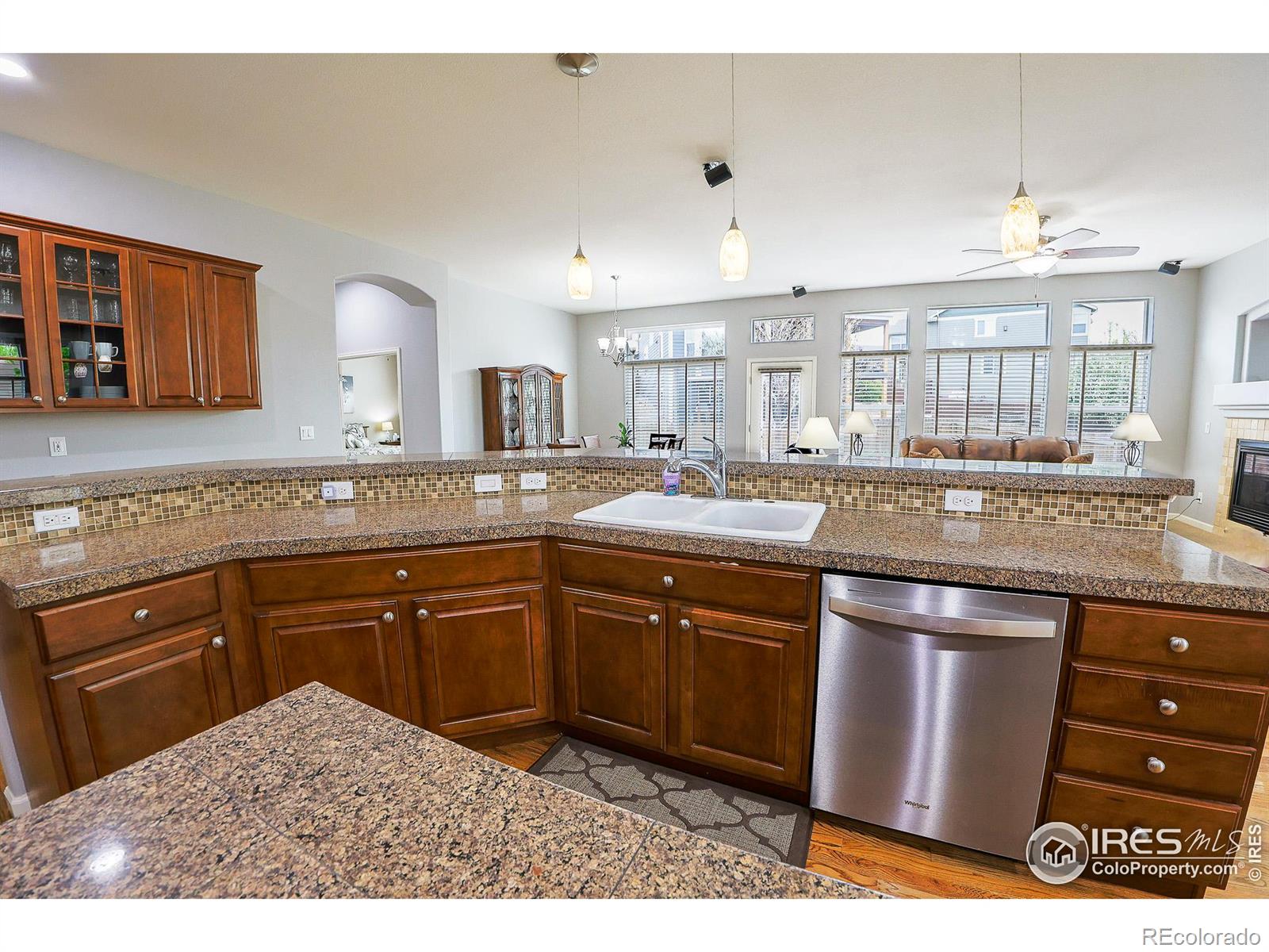 MLS Image #12 for 2719  aylesbury way,johnstown, Colorado