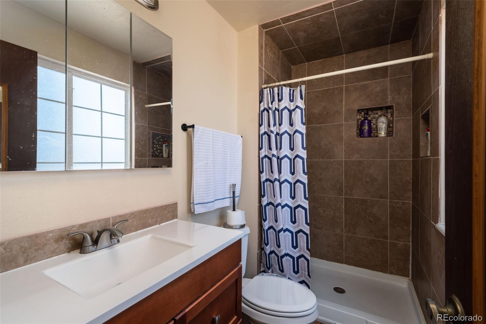 MLS Image #23 for 1772 s granby street,aurora, Colorado