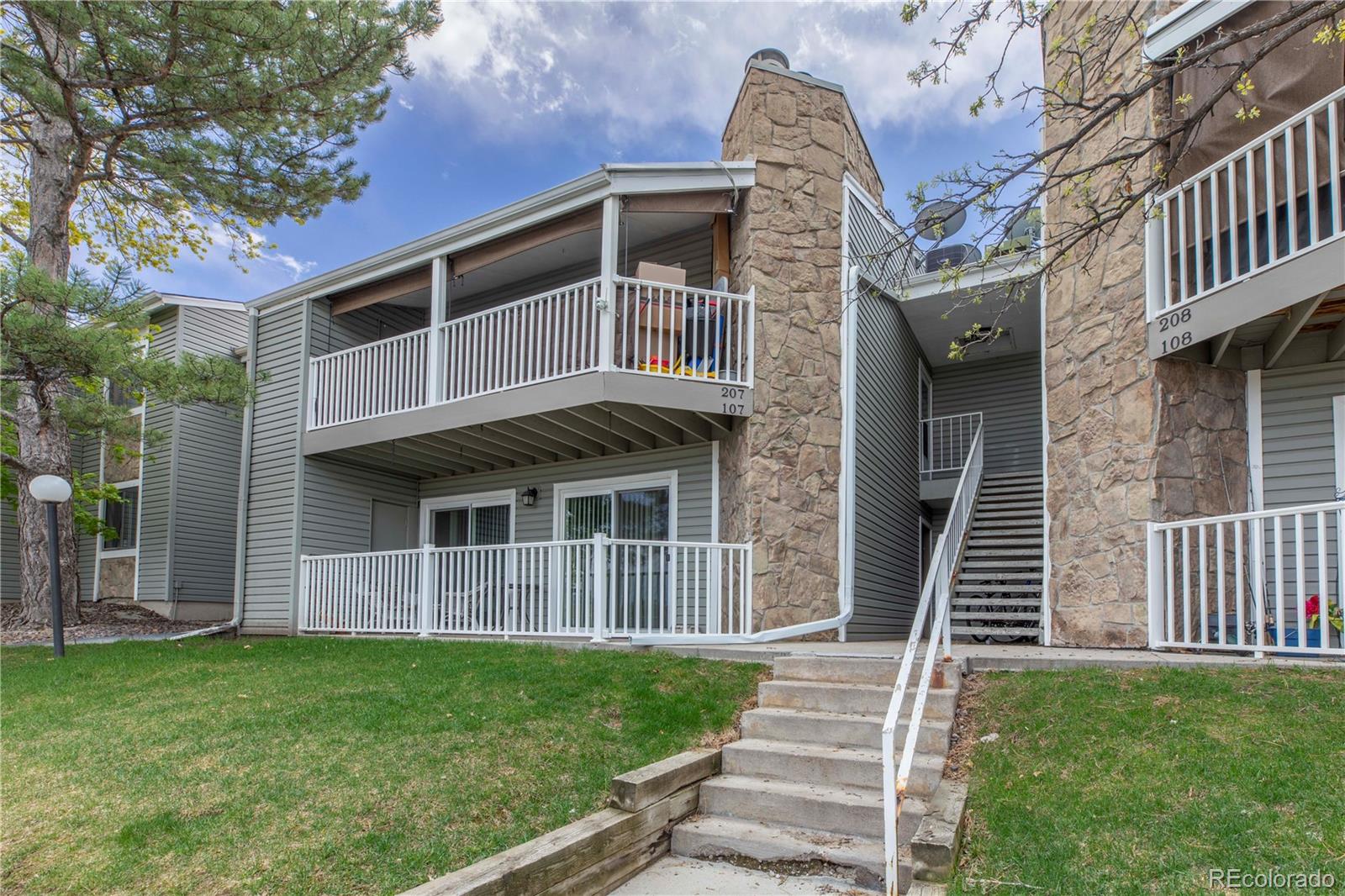 MLS Image #0 for 903 s zeno way,aurora, Colorado