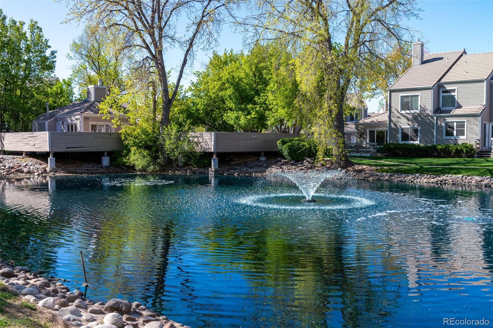 MLS Image #41 for 2295 s yosemite circle,denver, Colorado