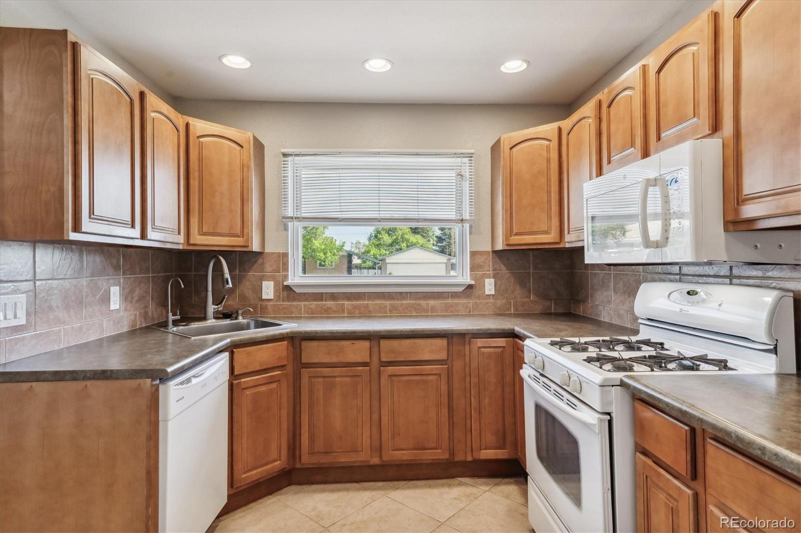 MLS Image #10 for 260  leonard lane,northglenn, Colorado