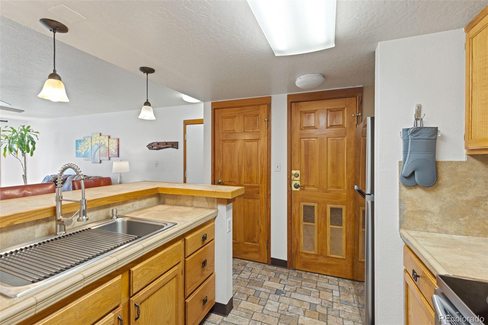 MLS Image #19 for 90  tennis club road,dillon, Colorado