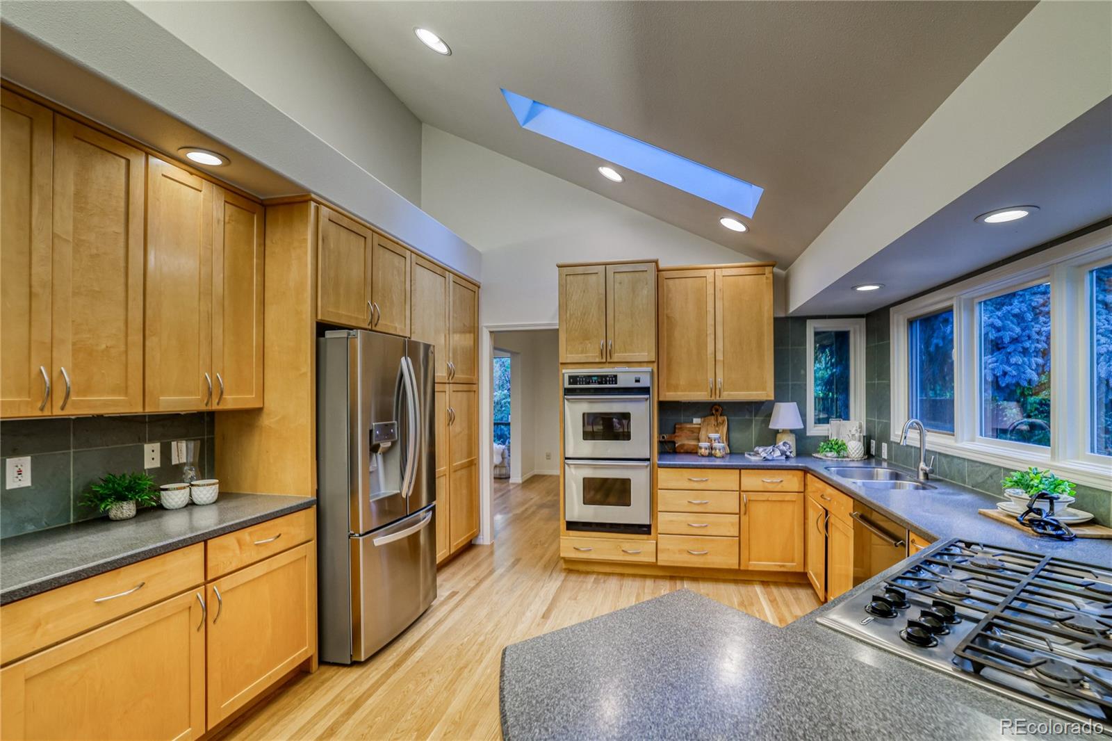 MLS Image #10 for 10157 e berry drive,greenwood village, Colorado