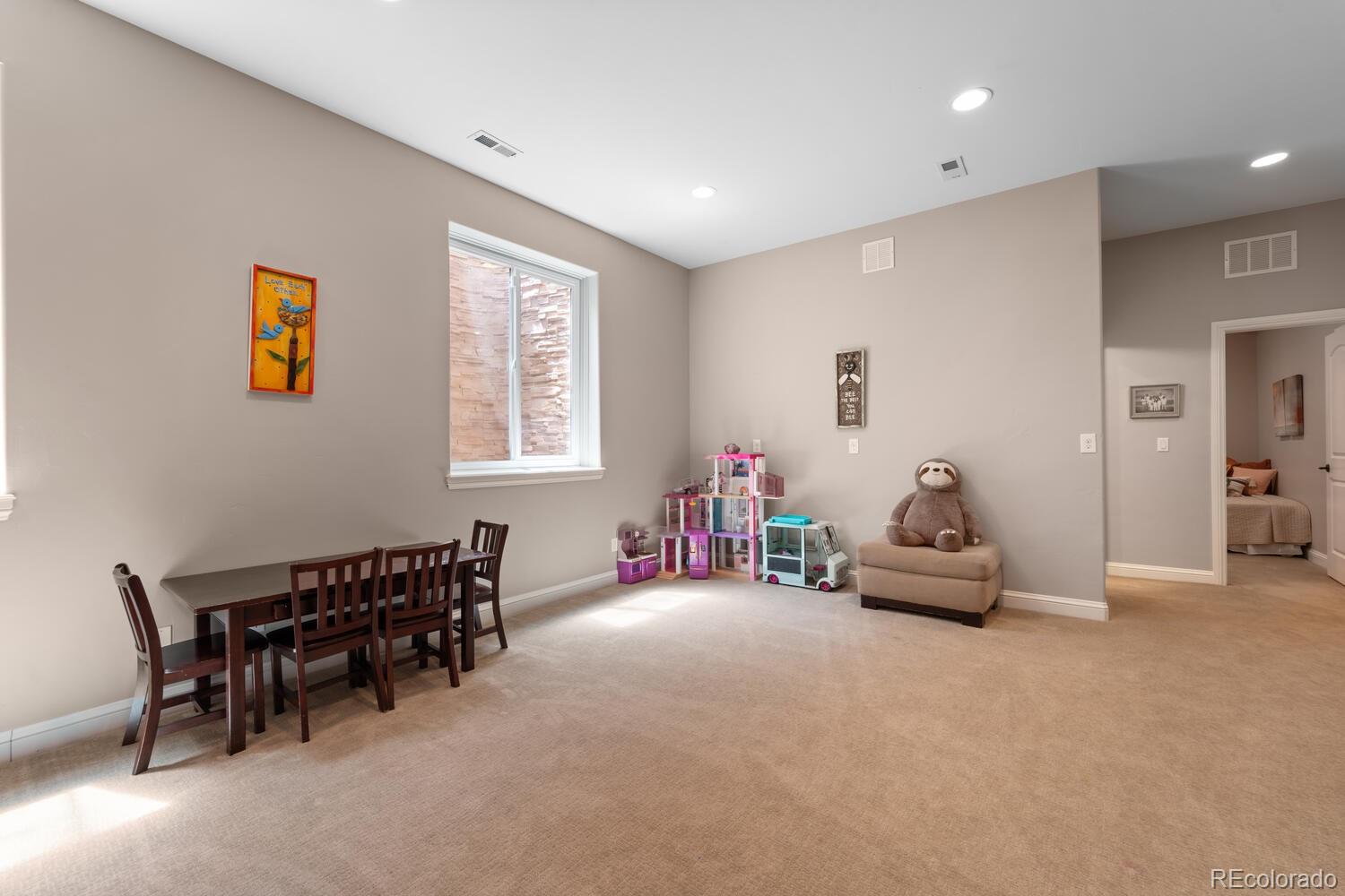 MLS Image #36 for 1033  krameria street,denver, Colorado