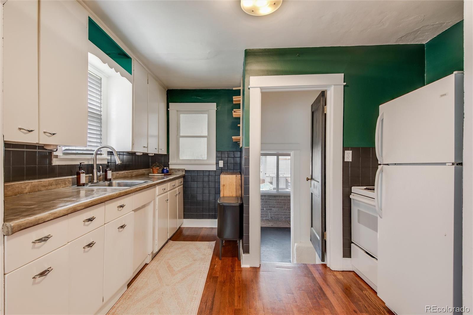 MLS Image #10 for 1315  ulster street,denver, Colorado