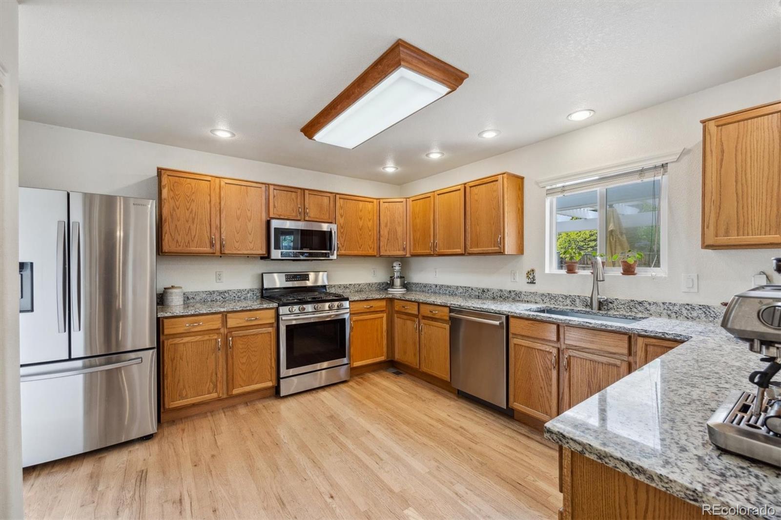 MLS Image #5 for 10410  buckeye street,littleton, Colorado