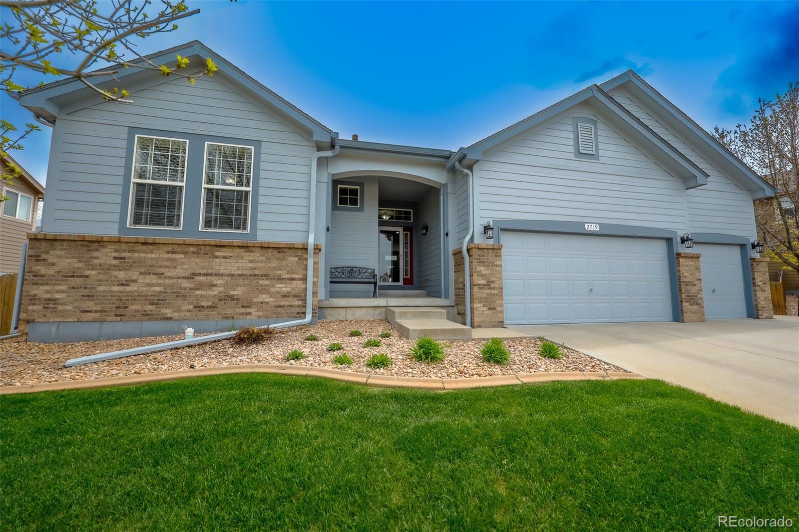 MLS Image #3 for 2719  aylesbury way,johnstown, Colorado