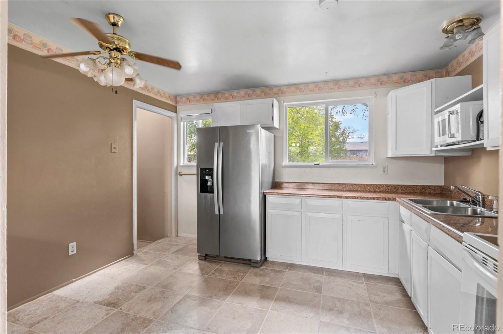 MLS Image #11 for 6535 s dudley way,littleton, Colorado