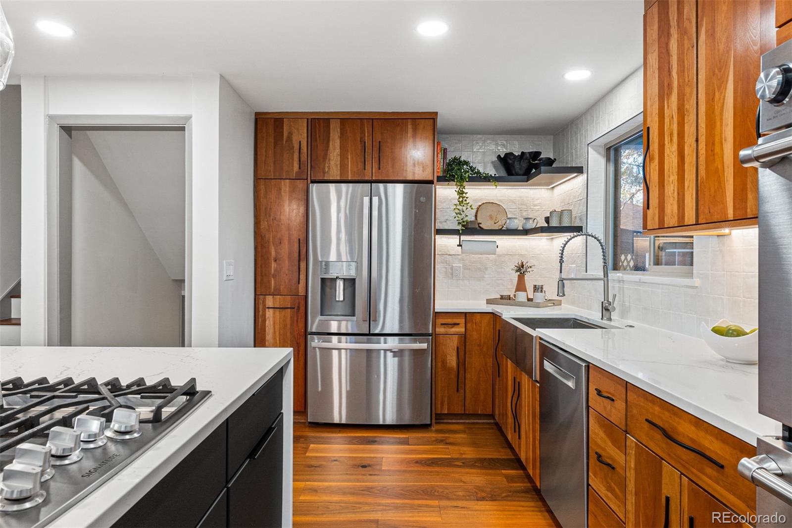 MLS Image #14 for 244 s holly street,denver, Colorado