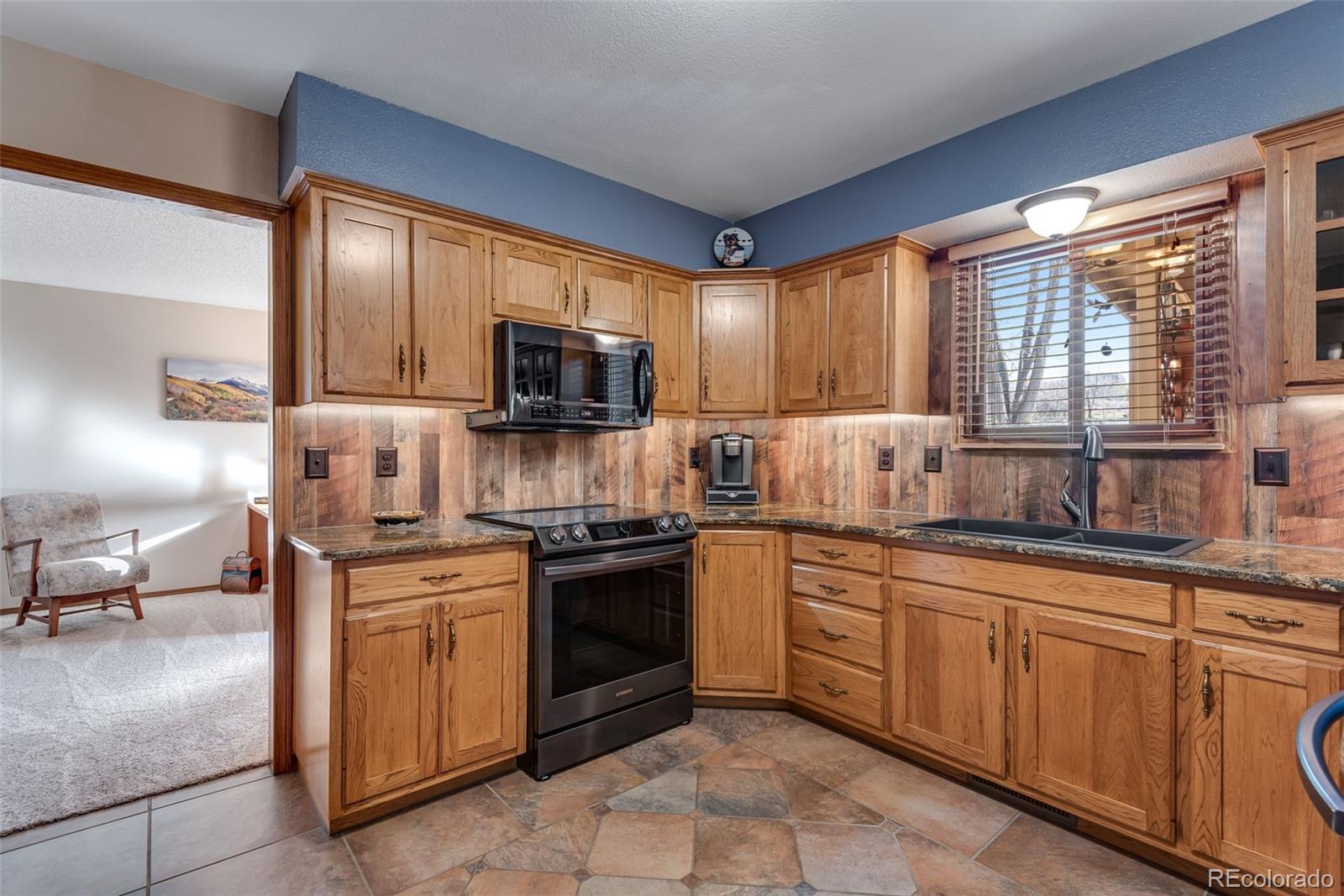 MLS Image #11 for 5100  thistle place,loveland, Colorado