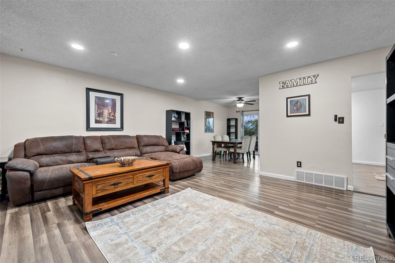 MLS Image #9 for 7553 e easter way,centennial, Colorado