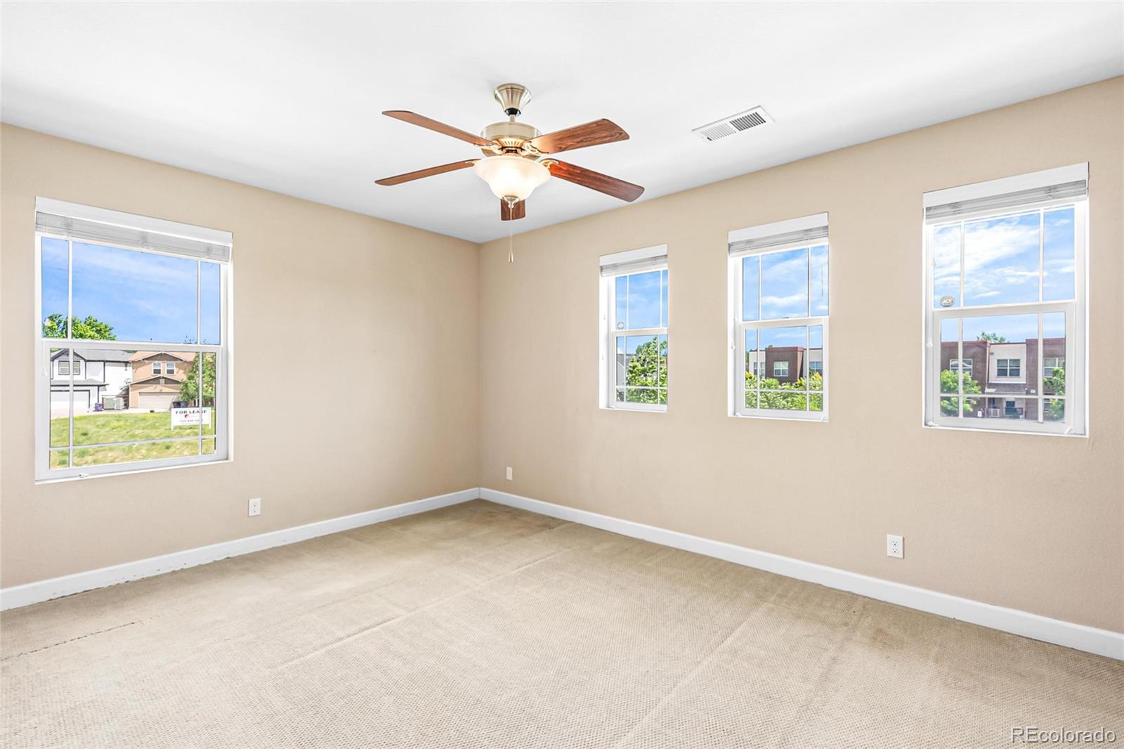 MLS Image #16 for 2423  central park boulevard,denver, Colorado