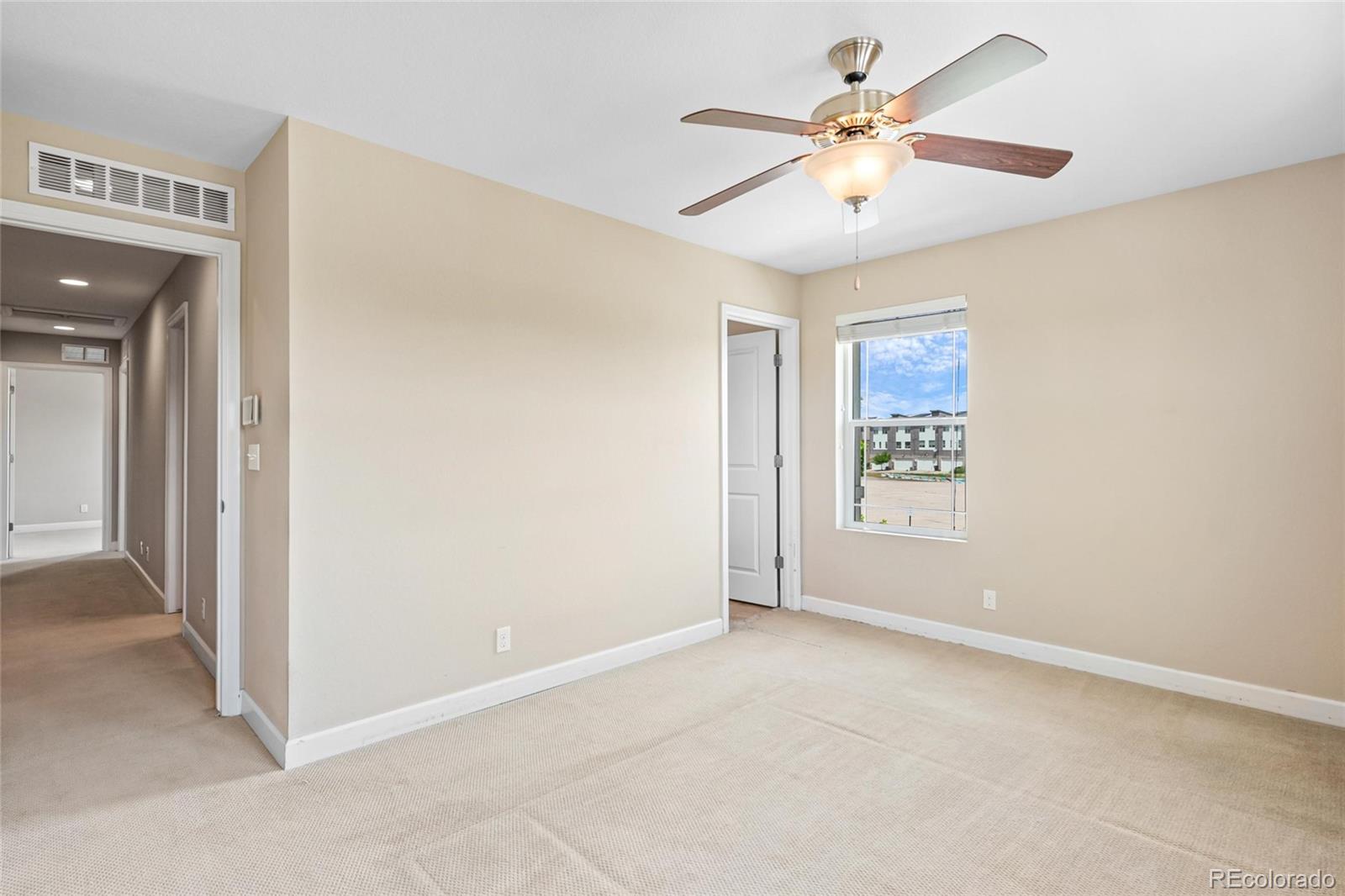 MLS Image #17 for 2423  central park boulevard,denver, Colorado