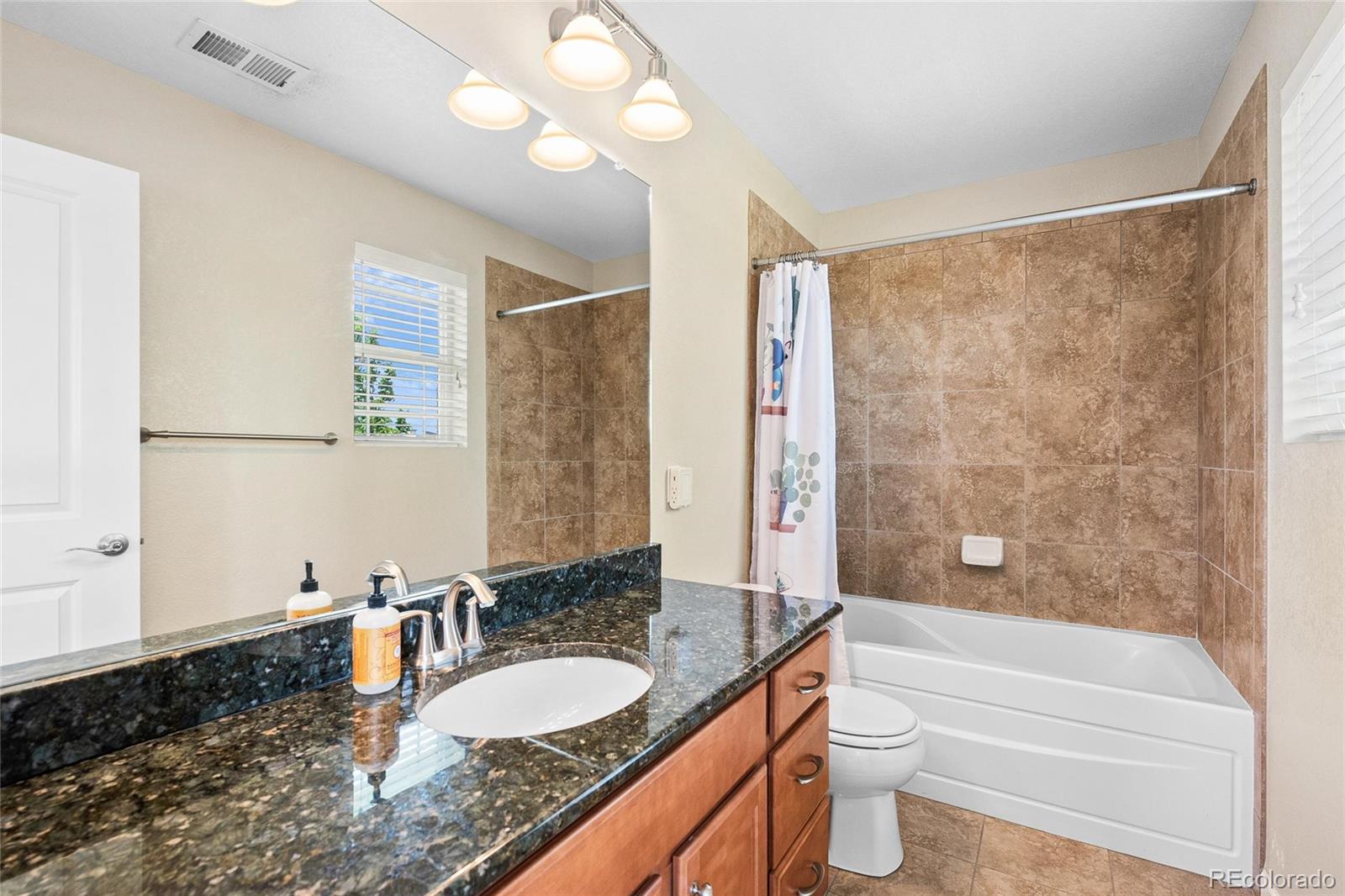 MLS Image #20 for 2423  central park boulevard,denver, Colorado