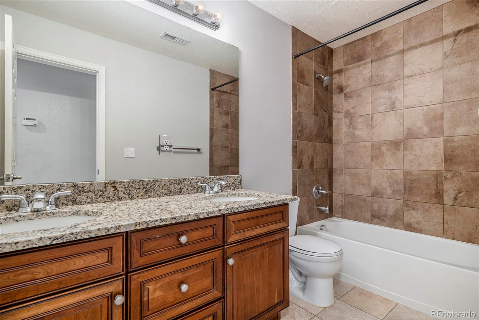 MLS Image #9 for 6353 s millbrook way,aurora, Colorado