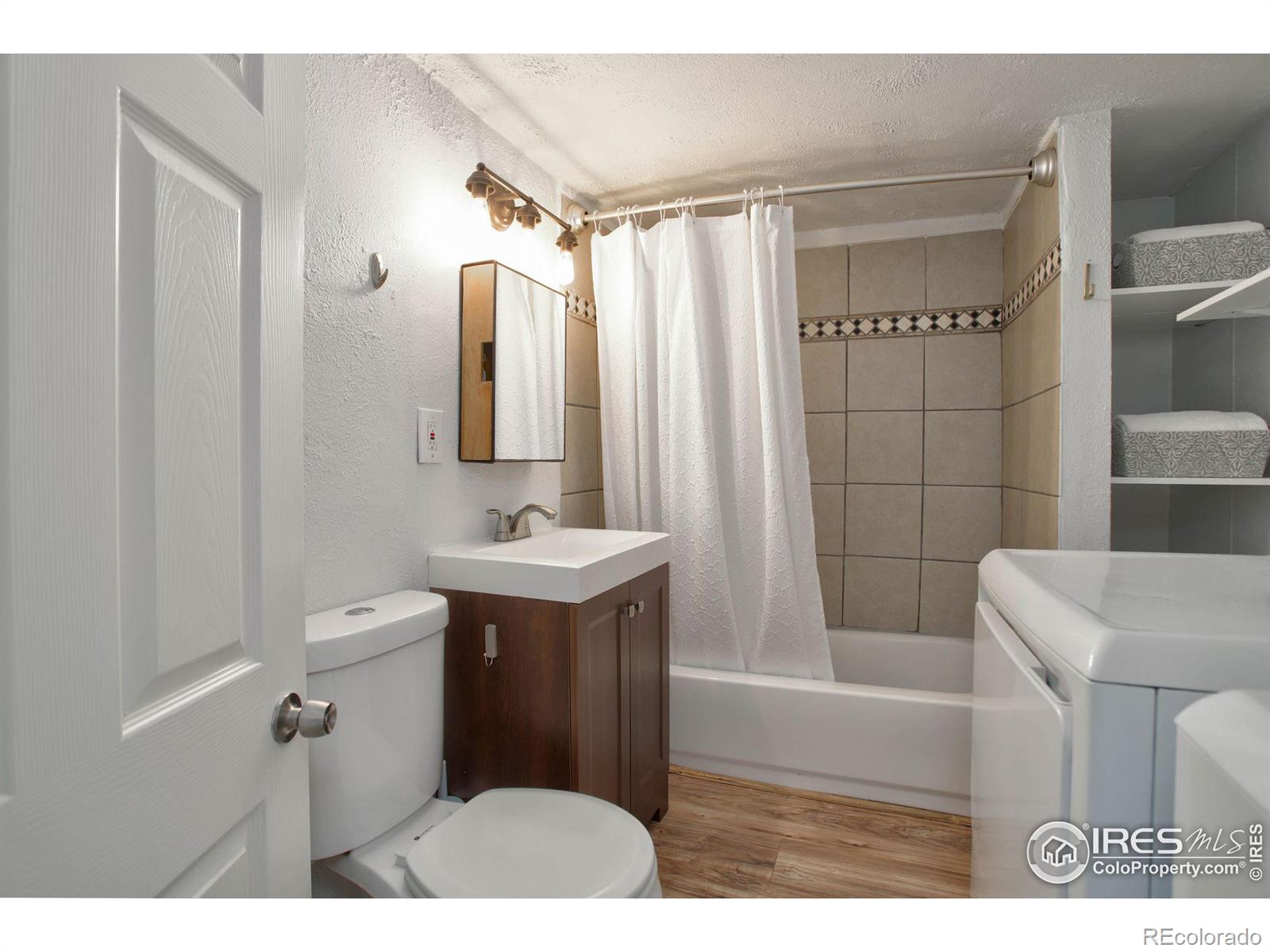 MLS Image #19 for 35 n stuart street,denver, Colorado