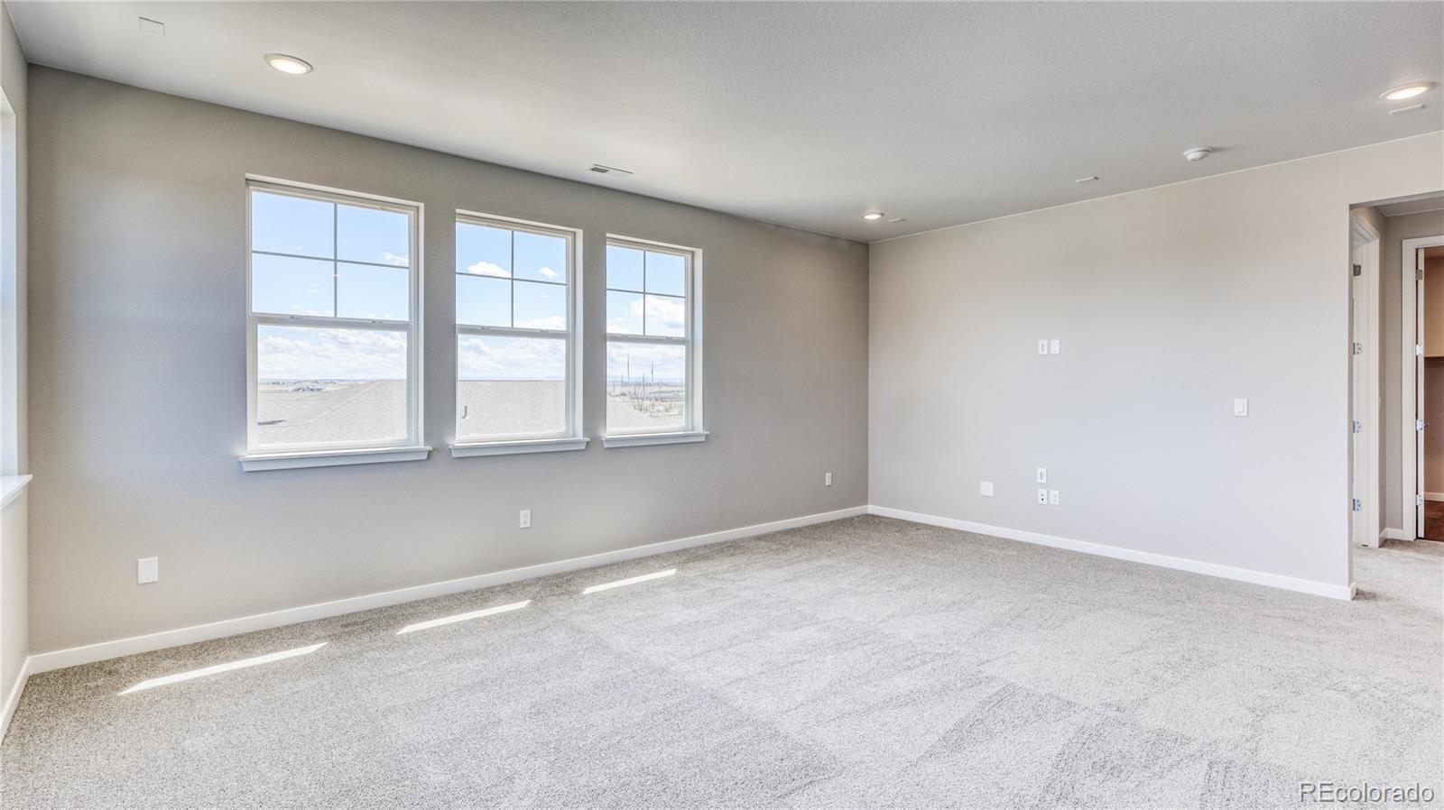 MLS Image #17 for 23690 e 39th place,aurora, Colorado