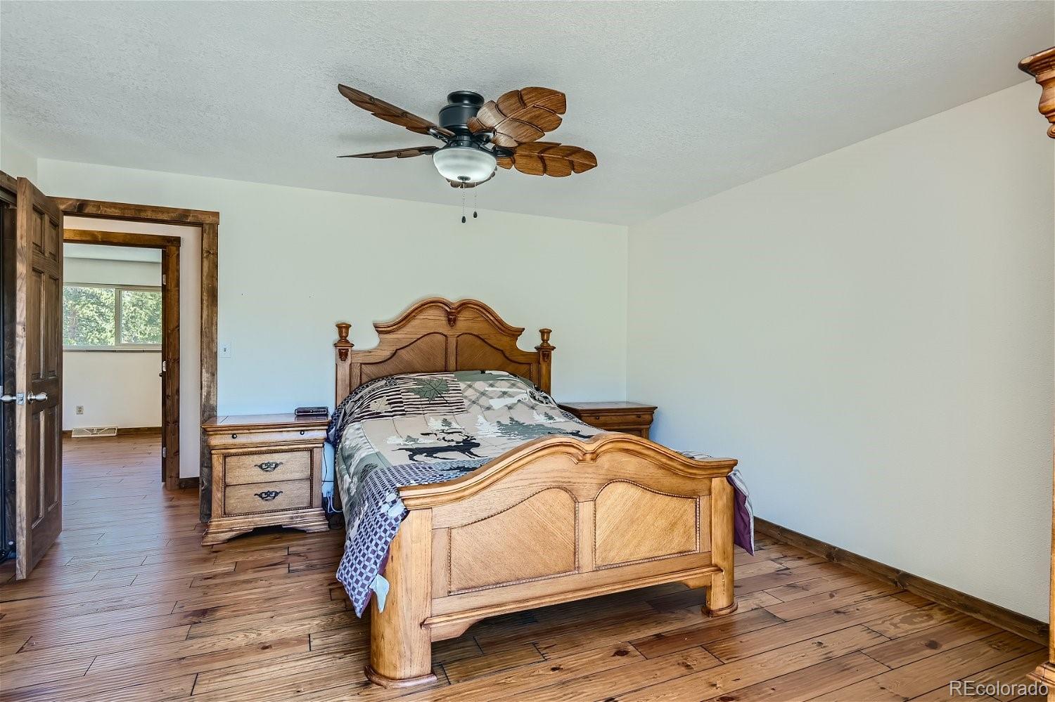 MLS Image #10 for 11647  crescent park drive,golden, Colorado