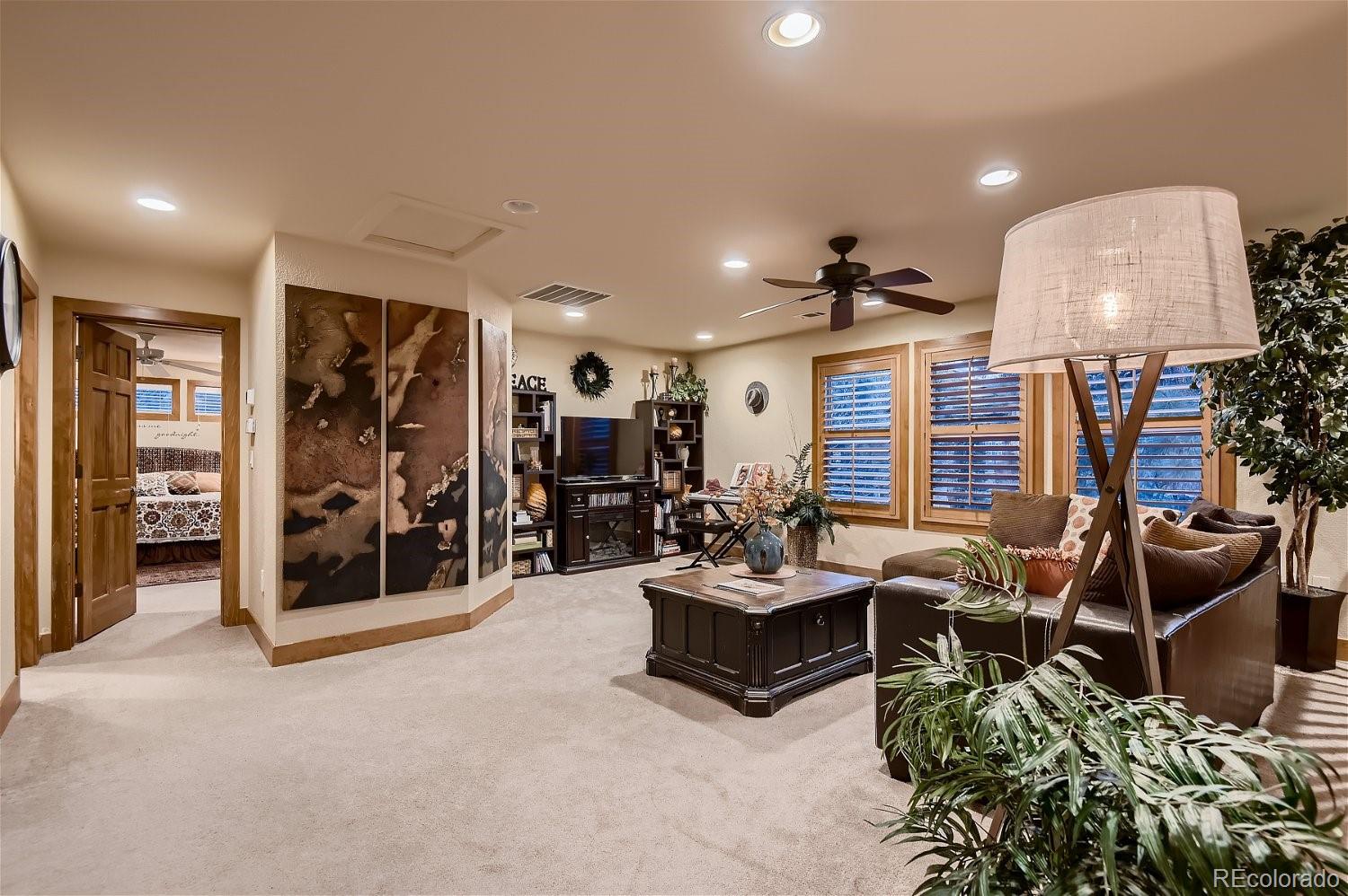 MLS Image #17 for 25096 e plymouth circle,aurora, Colorado