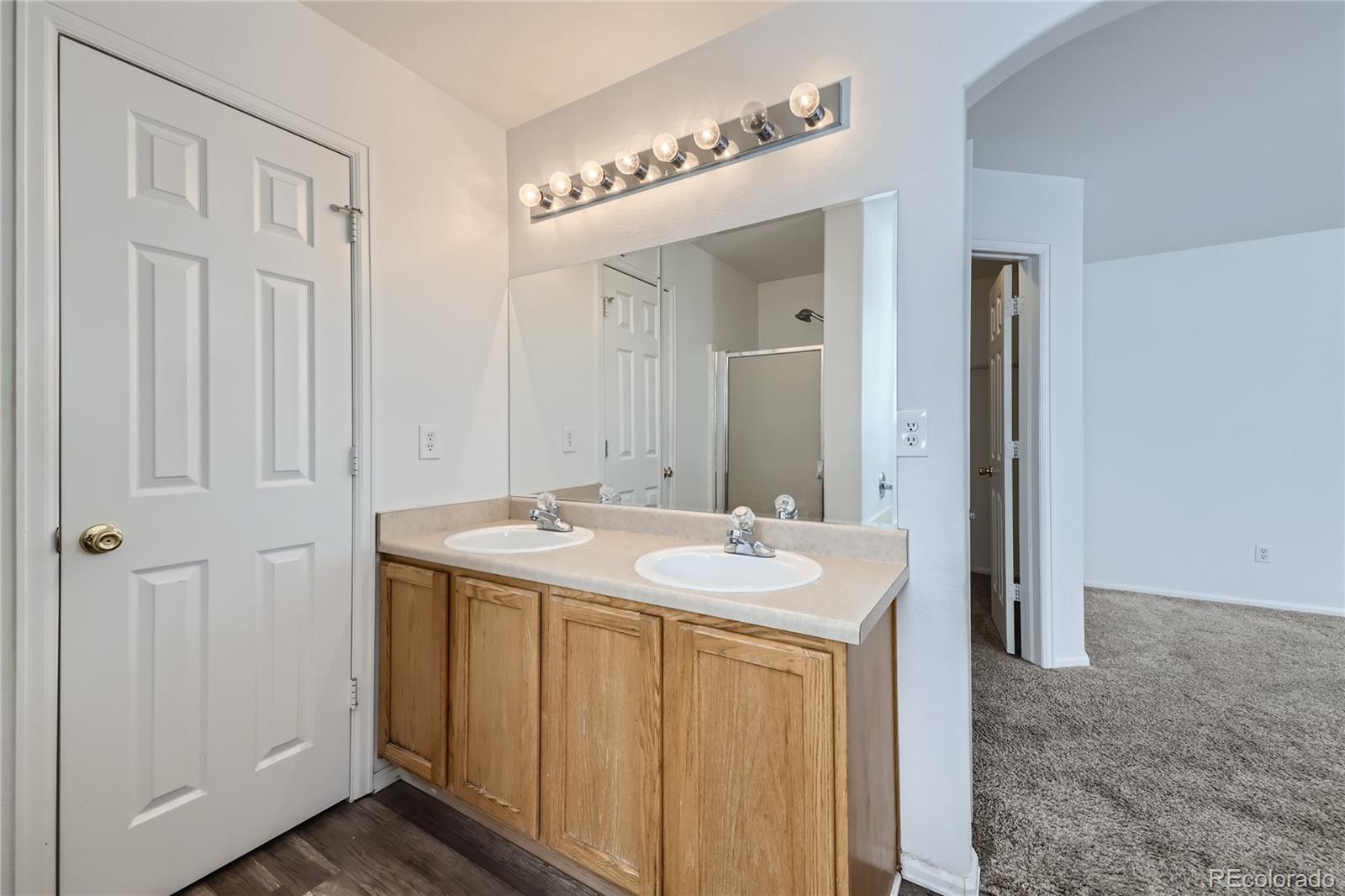 MLS Image #12 for 14397 e 47th drive,denver, Colorado