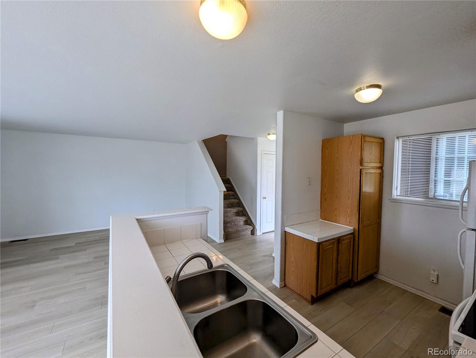 MLS Image #5 for 14397 e 47th drive,denver, Colorado