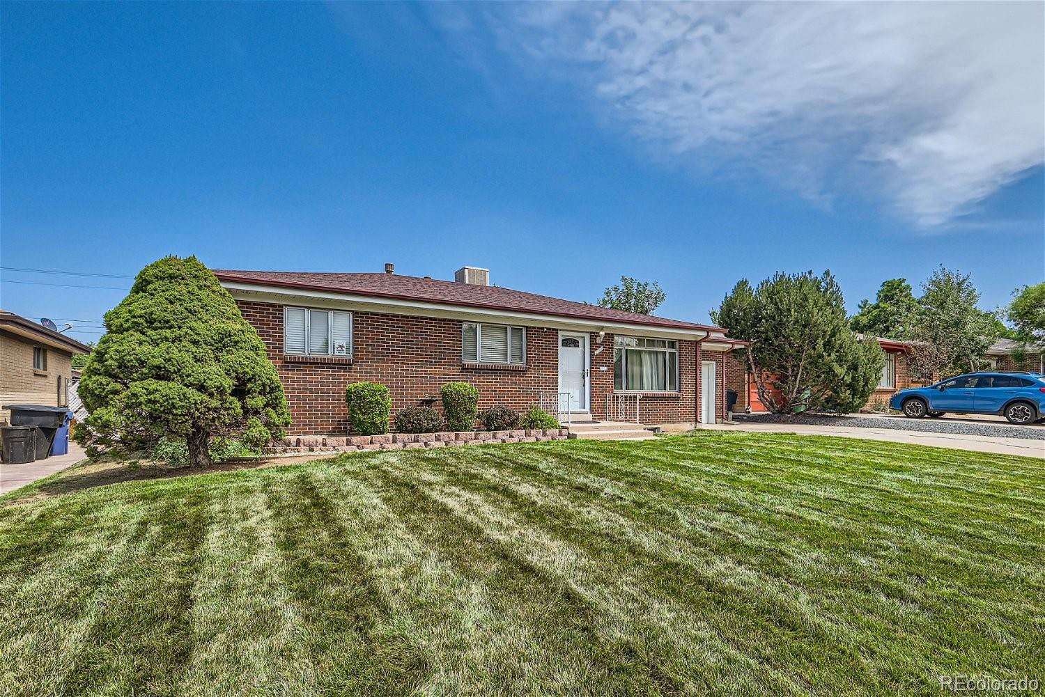 MLS Image #2 for 2756 s grove street,denver, Colorado