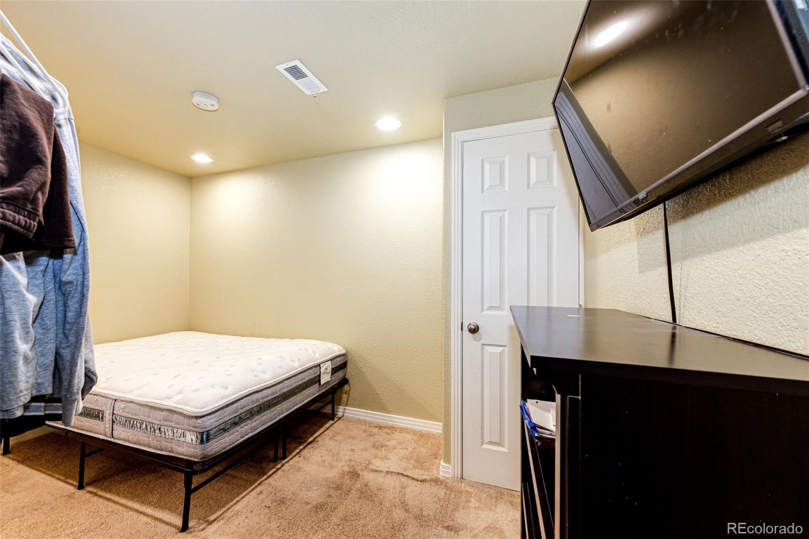 MLS Image #24 for 24210 e wyoming place,aurora, Colorado