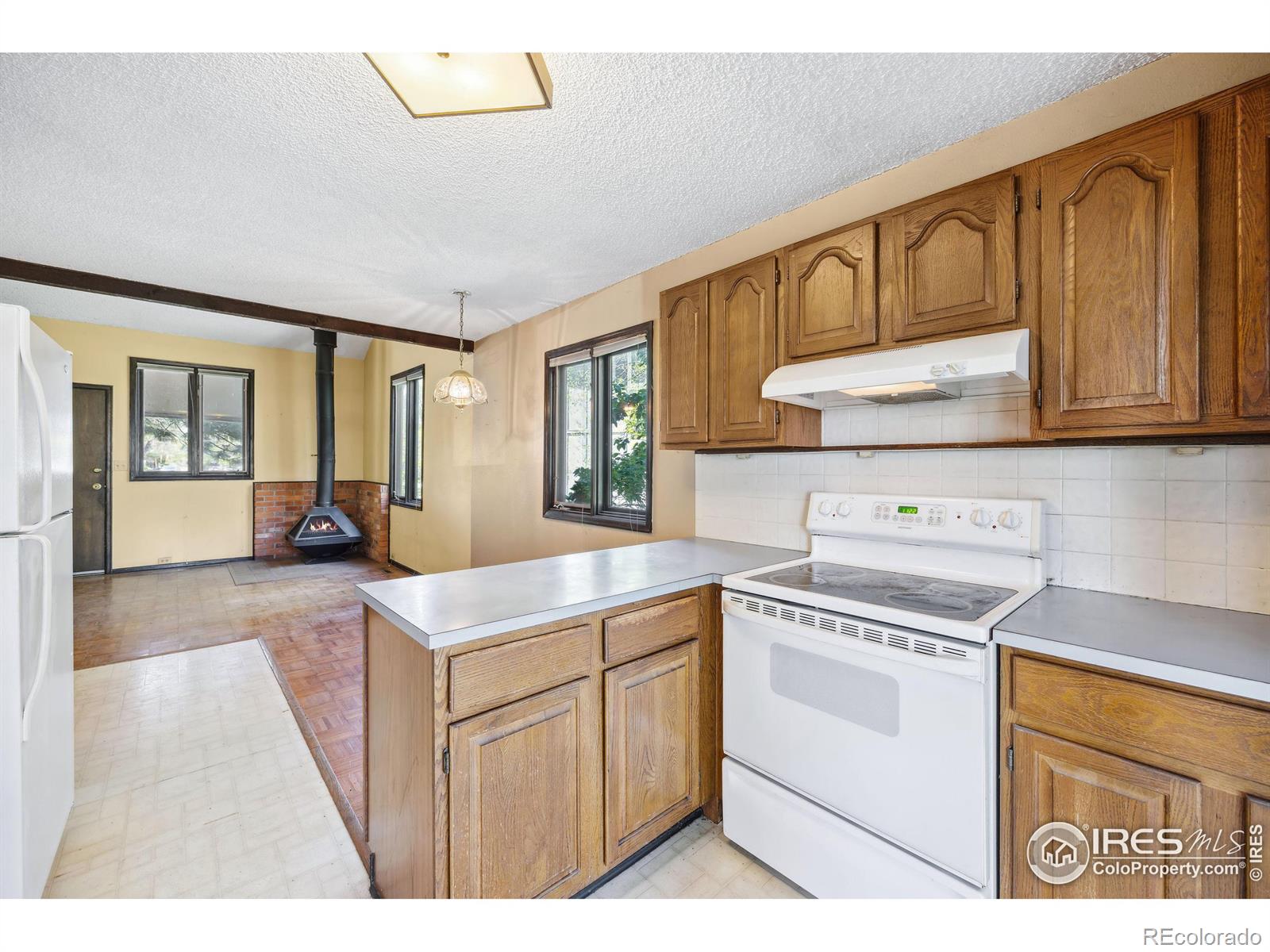 MLS Image #8 for 816  rees court,longmont, Colorado