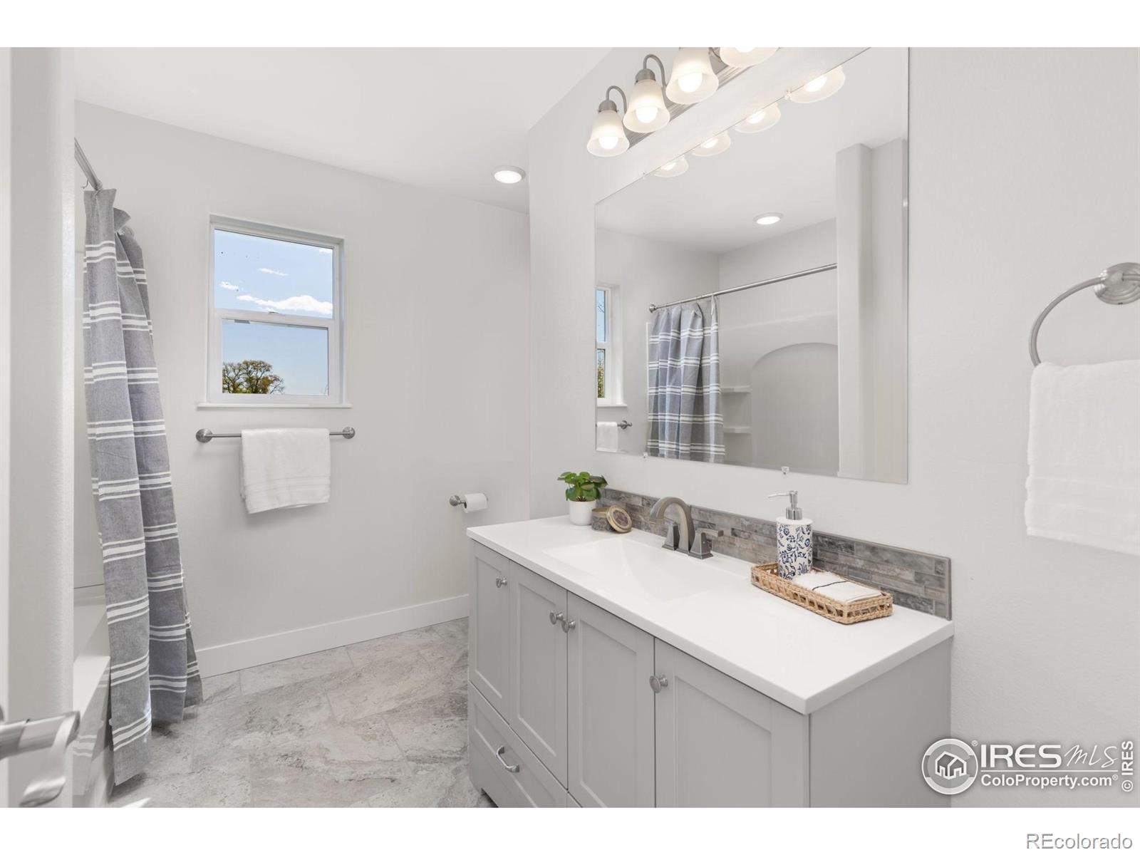 MLS Image #10 for 606  county road 20 1/2 ,longmont, Colorado