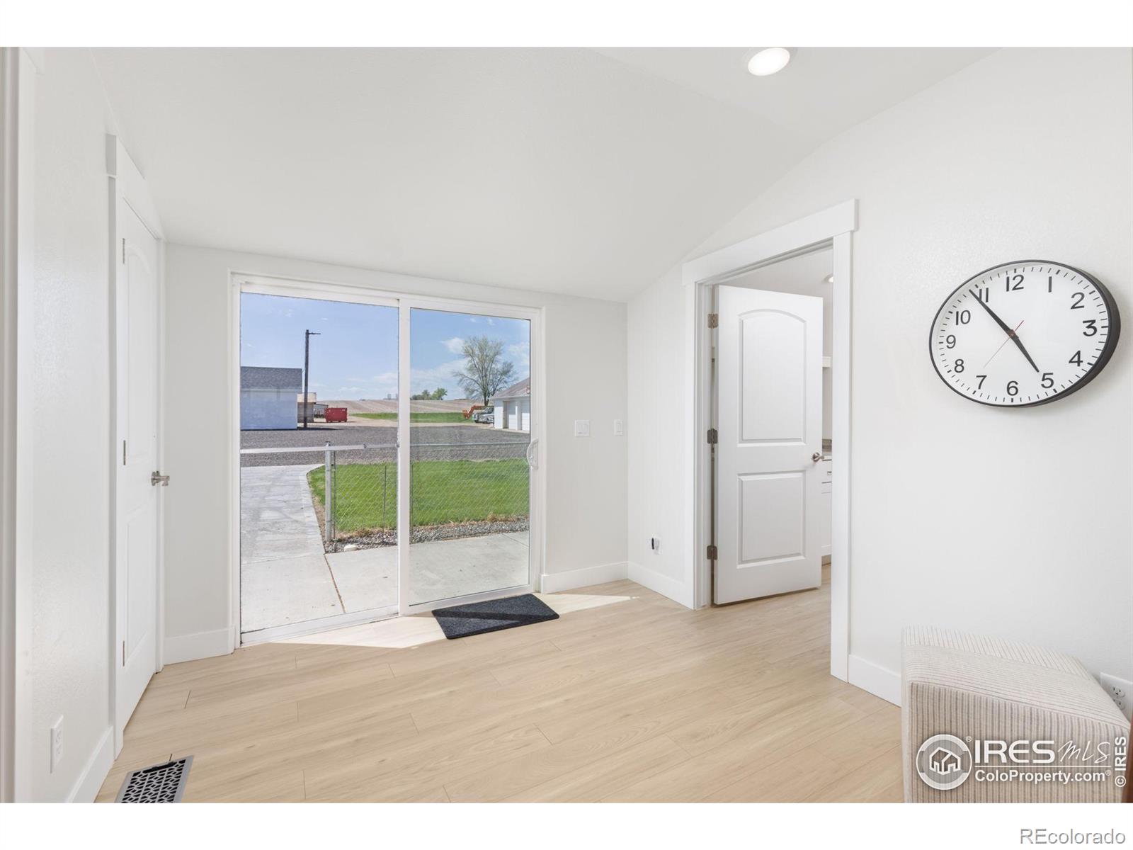 MLS Image #11 for 606  county road 20 1/2 ,longmont, Colorado
