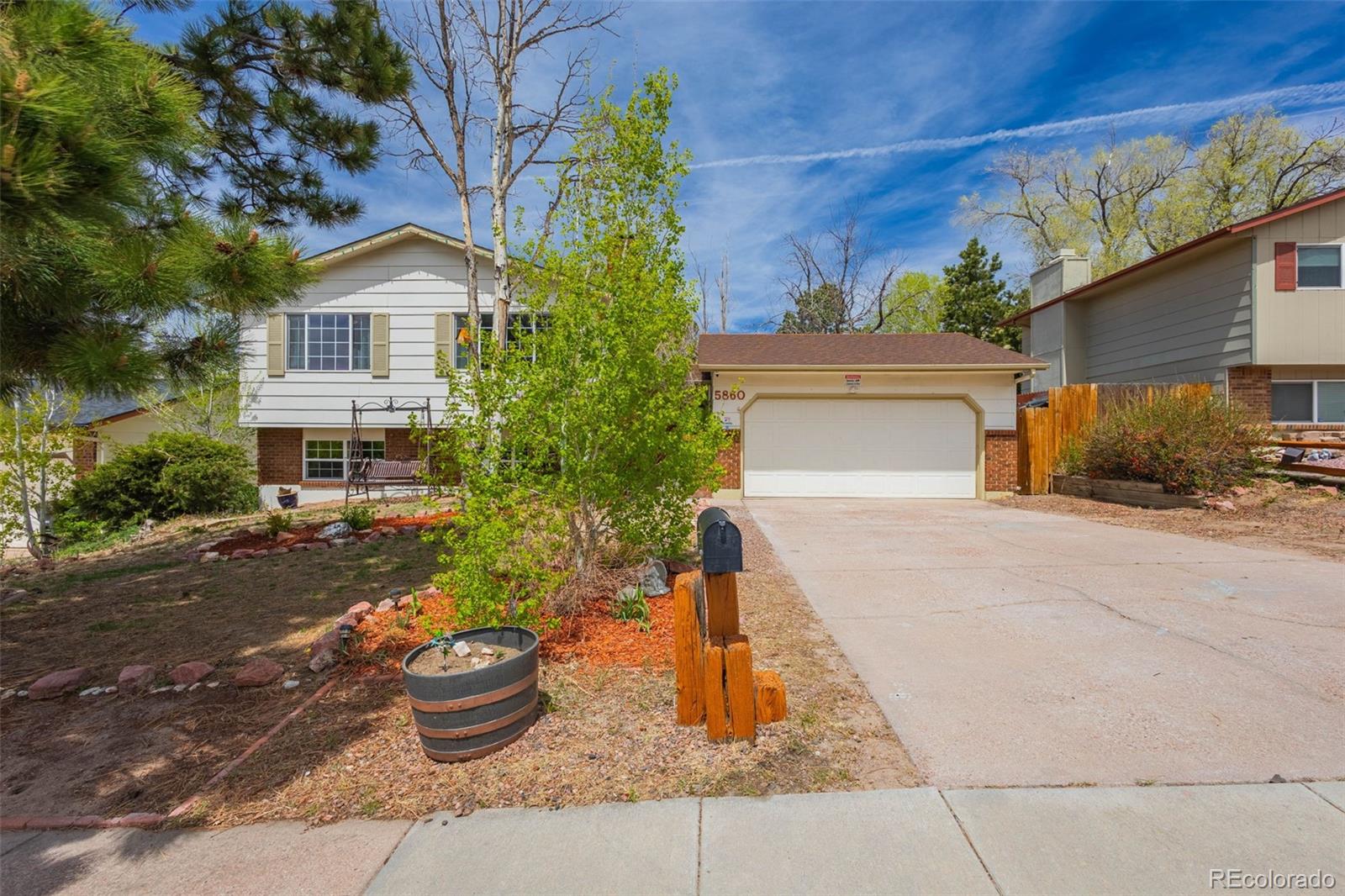 MLS Image #3 for 5860  del rey drive,colorado springs, Colorado