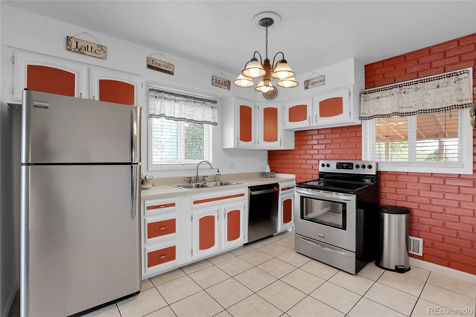 MLS Image #10 for 400 w 71st avenue,denver, Colorado