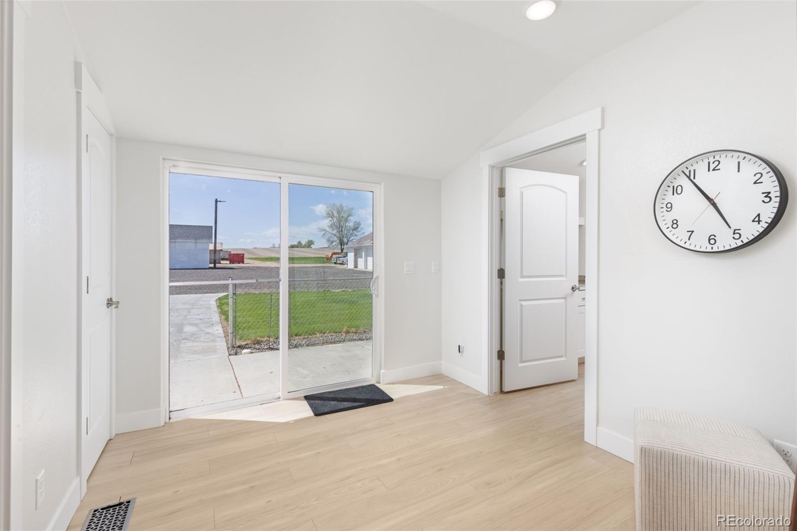MLS Image #14 for 606  county road 20 1/2 ,longmont, Colorado