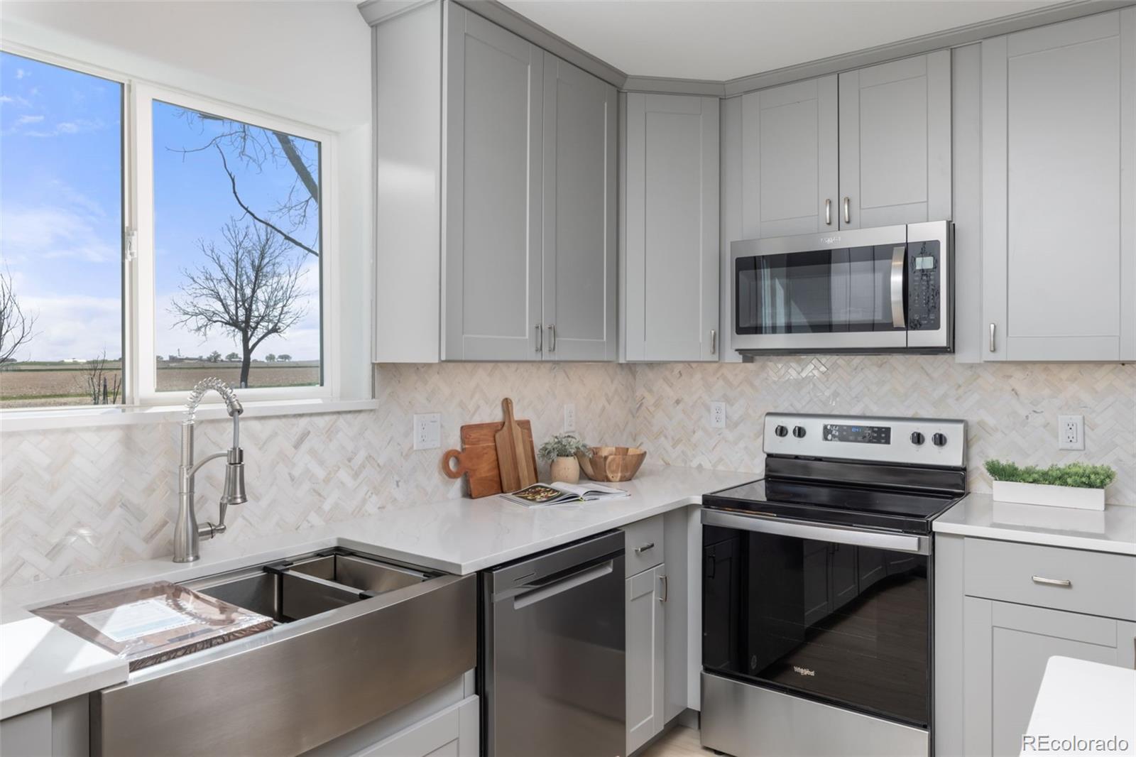 MLS Image #7 for 606  county road 20 1/2 ,longmont, Colorado