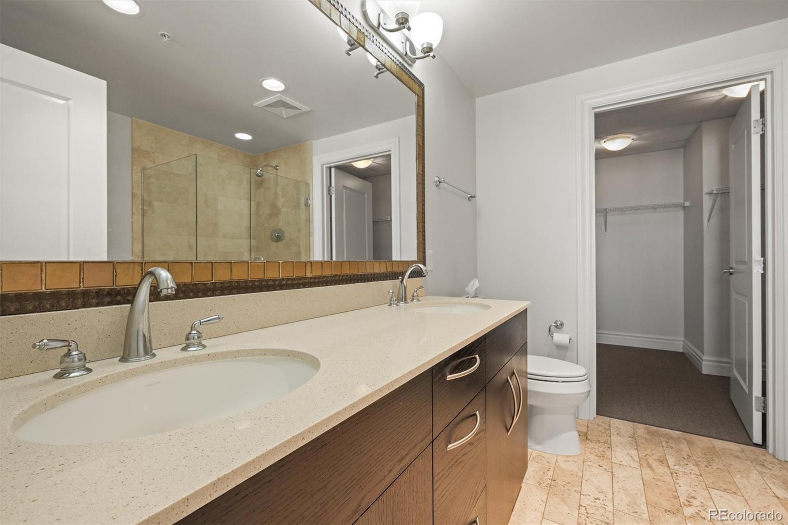 MLS Image #17 for 2001  lincoln street,denver, Colorado