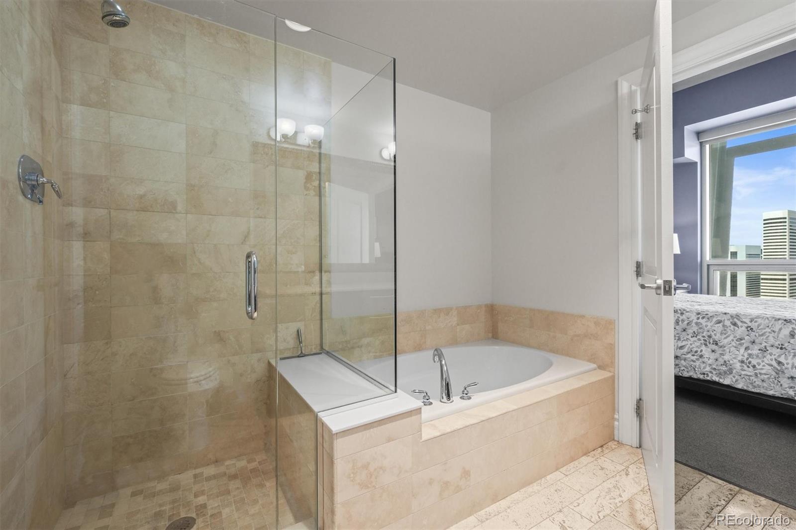 MLS Image #18 for 2001  lincoln street,denver, Colorado