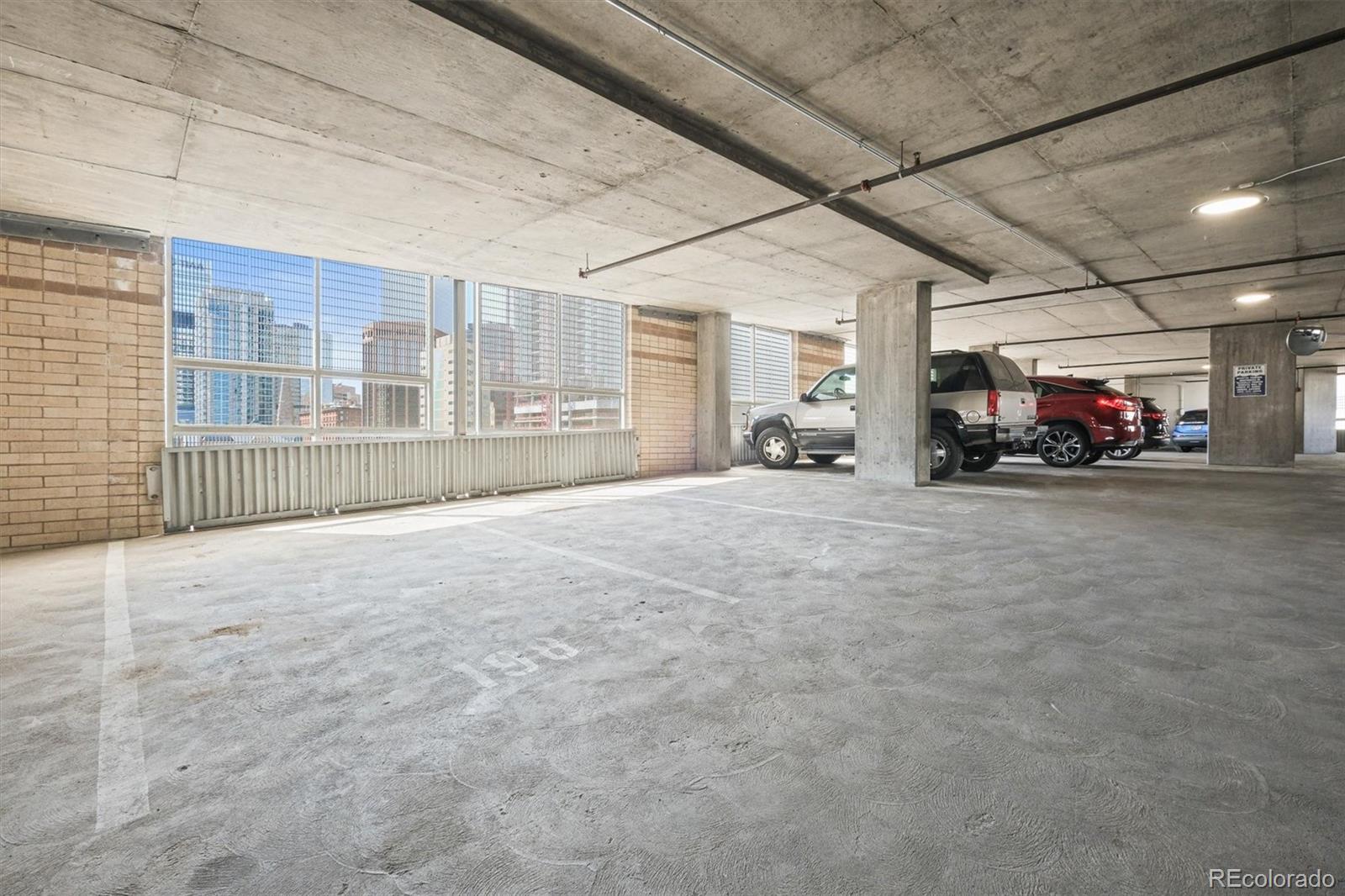 MLS Image #25 for 2001  lincoln street,denver, Colorado