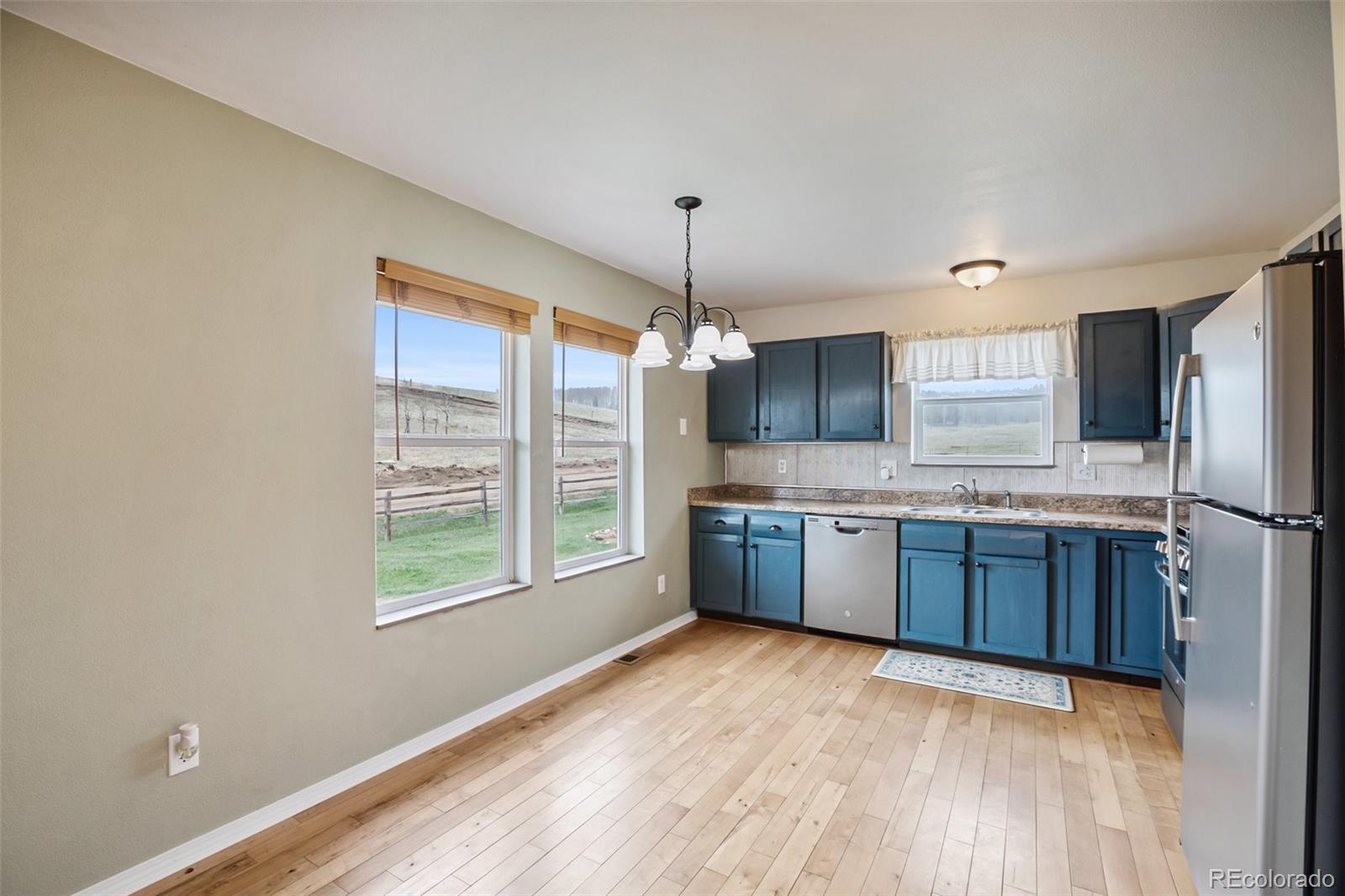 MLS Image #4 for 1222  will scarlet drive,divide, Colorado