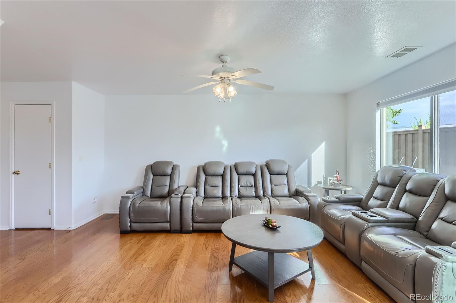 MLS Image #7 for 18652 e 40th place,denver, Colorado