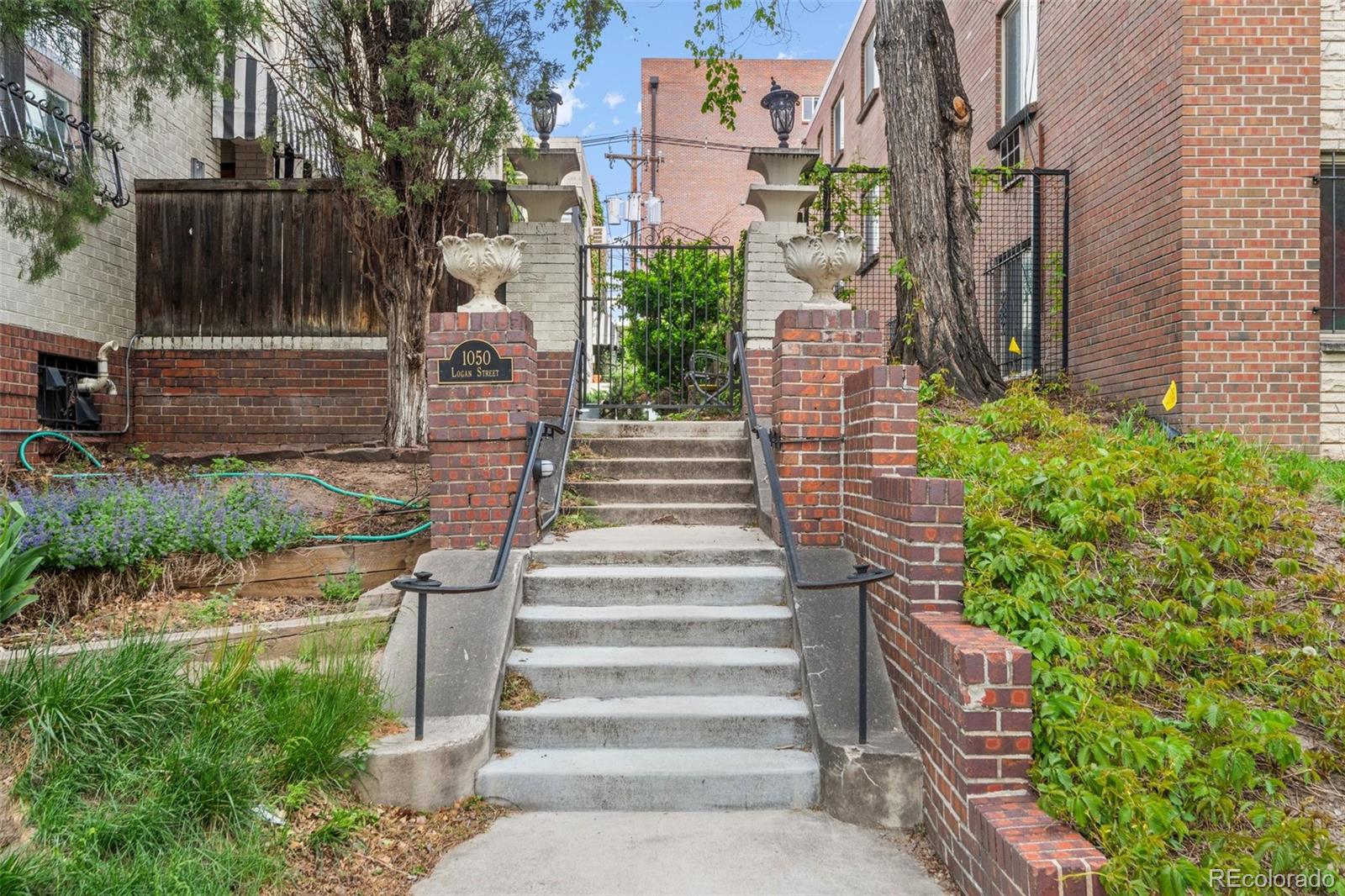 MLS Image #2 for 1050 n logan street c,denver, Colorado